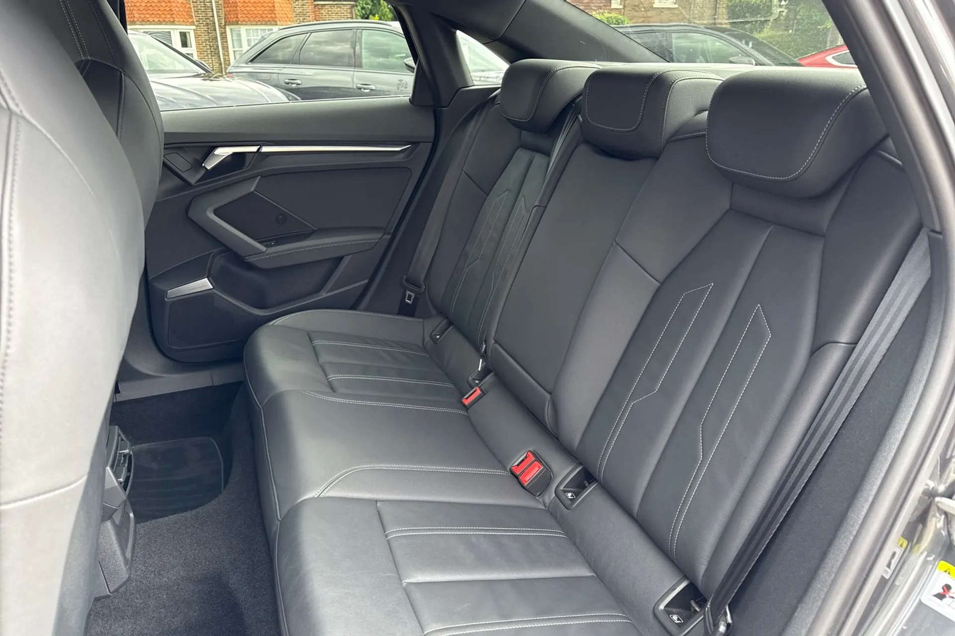 Audi A3 thumbnail image number 39