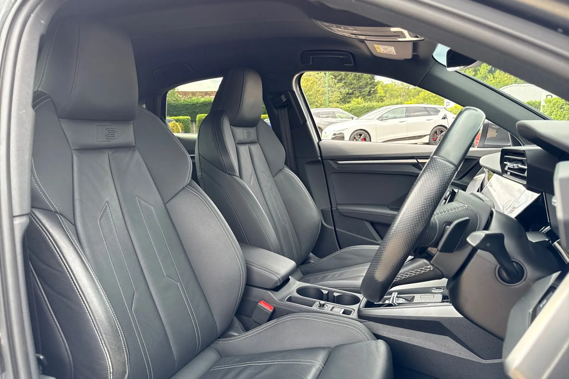 Audi A3 thumbnail image number 28