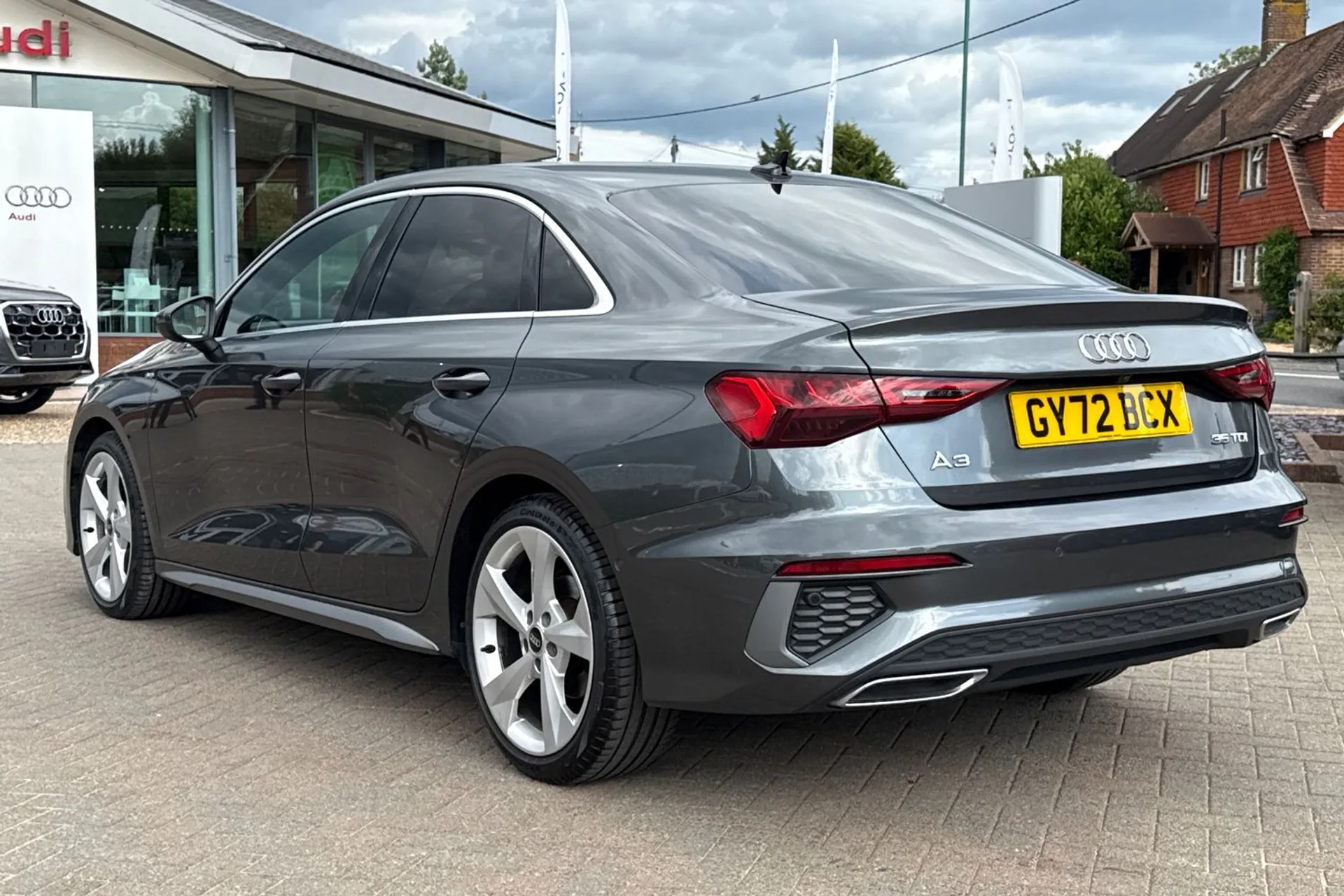 Audi A3 thumbnail image number 6
