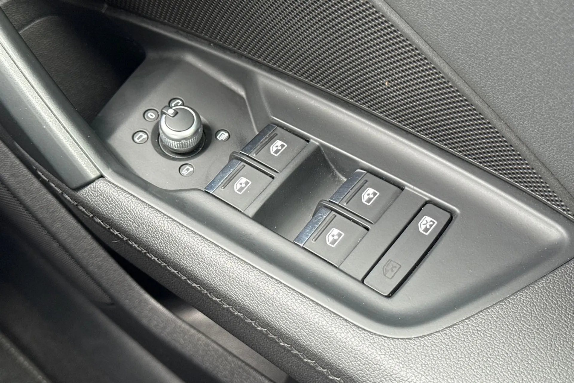 Audi A3 thumbnail image number 20