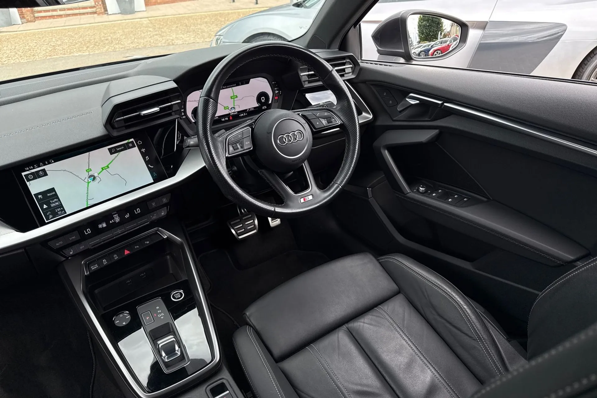 Audi A3 thumbnail image number 38