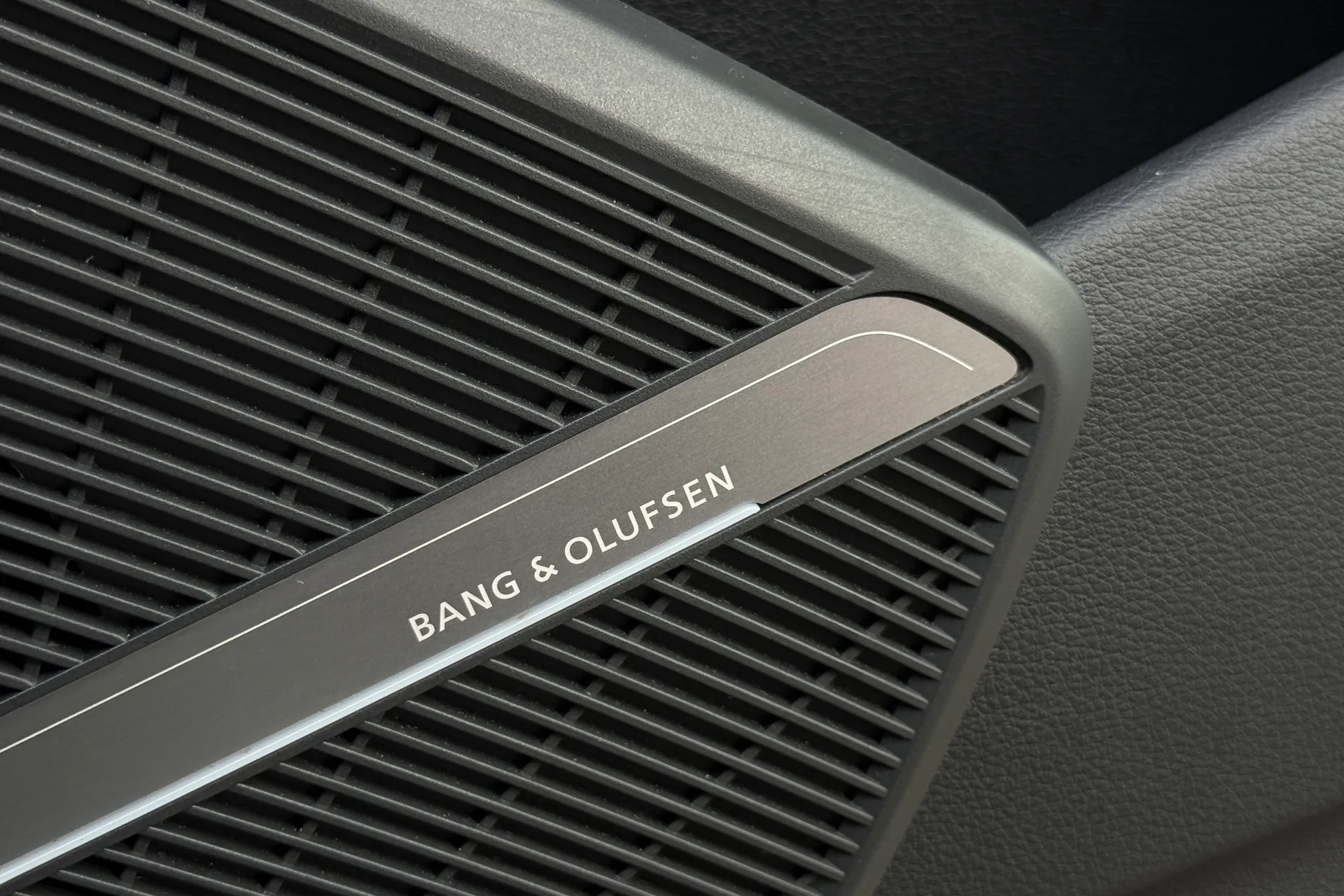 Audi Q5 thumbnail image number 32
