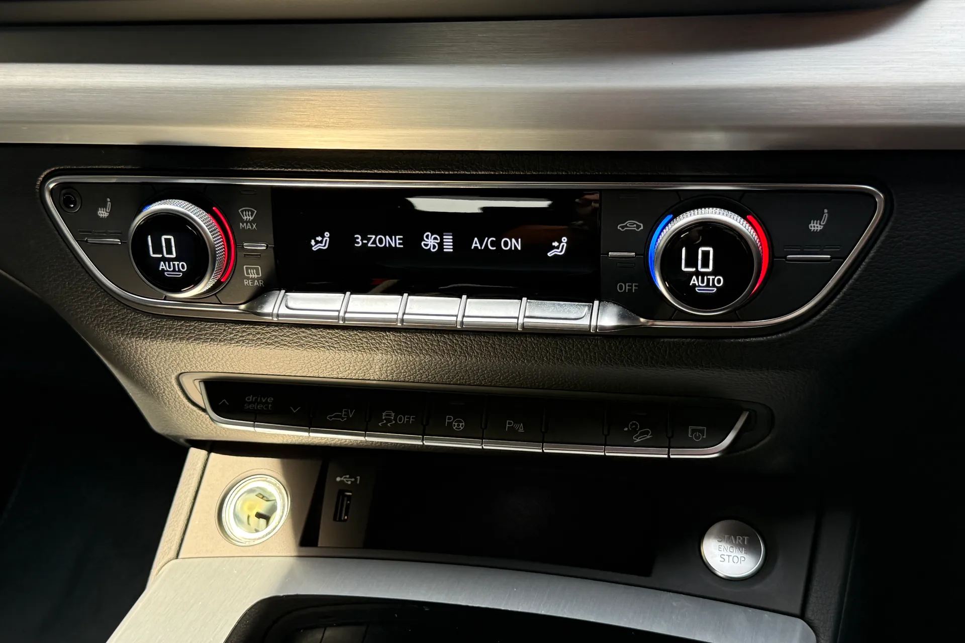 Audi Q5 thumbnail image number 20
