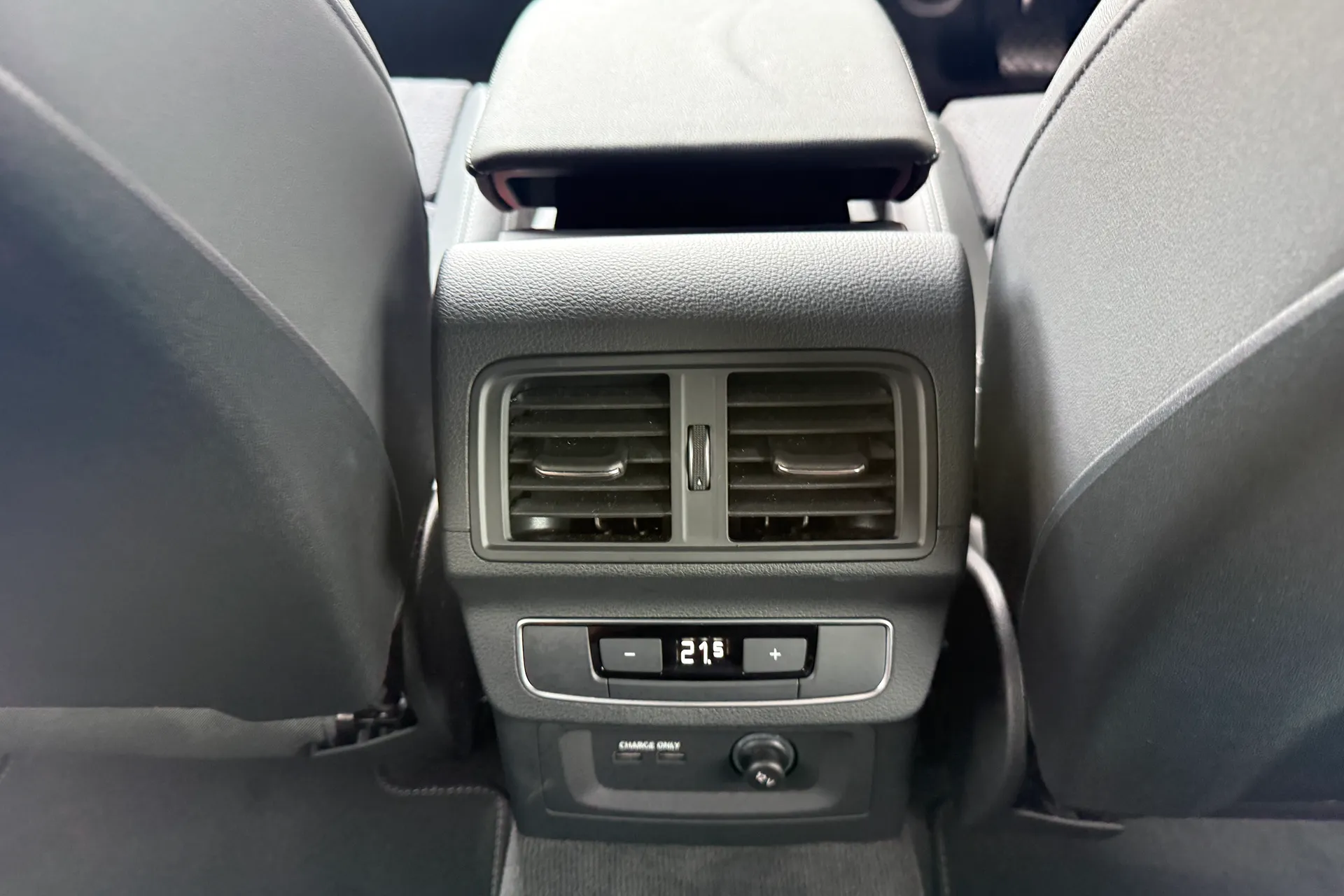 Audi Q5 thumbnail image number 41