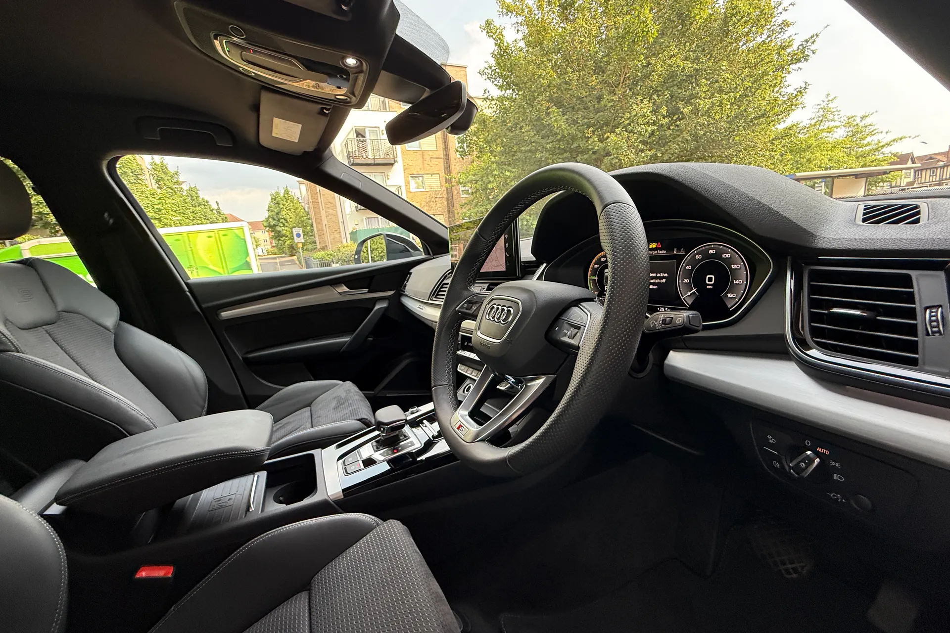 Audi Q5 thumbnail image number 6