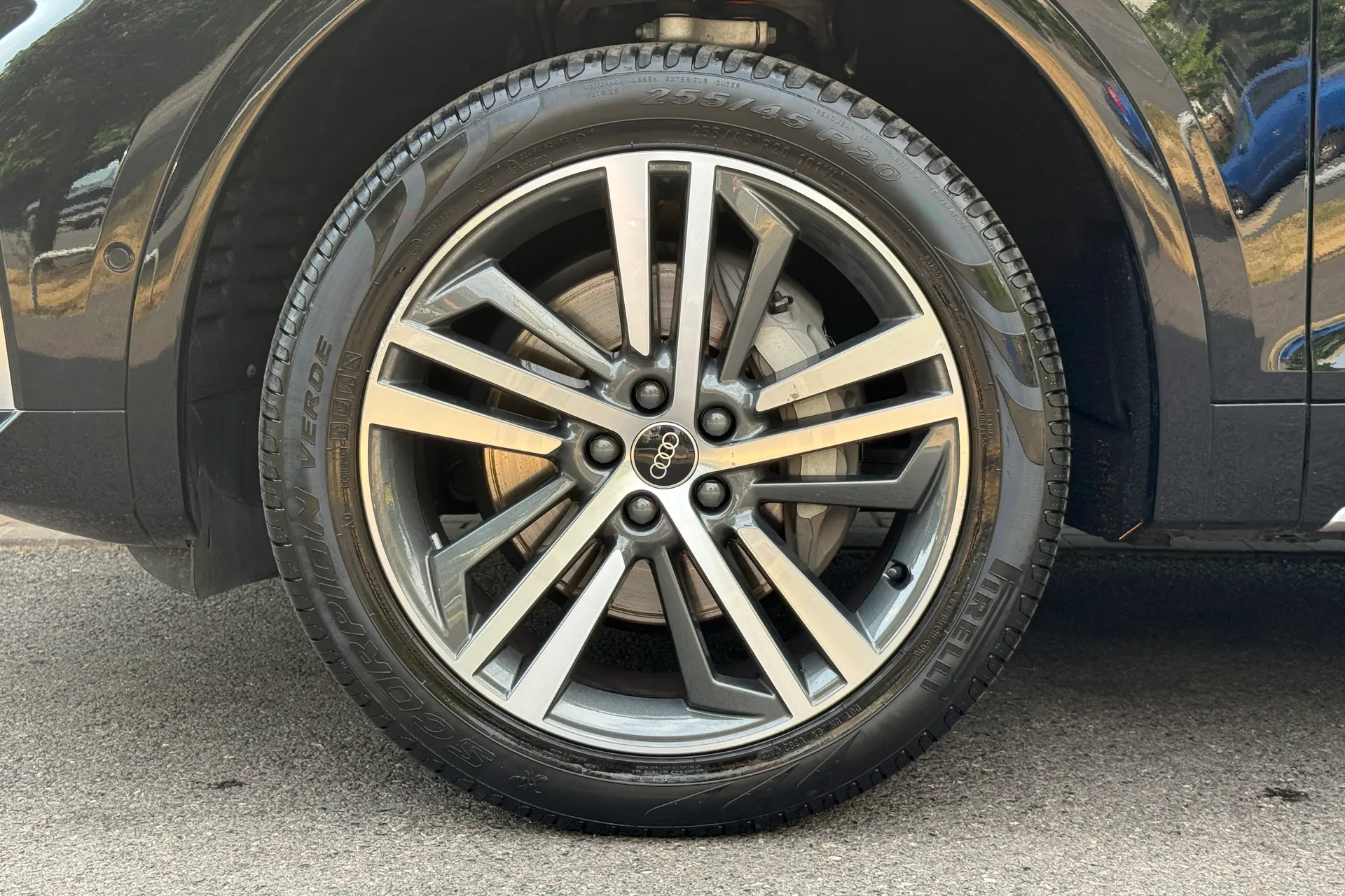 Audi Q5 thumbnail image number 5