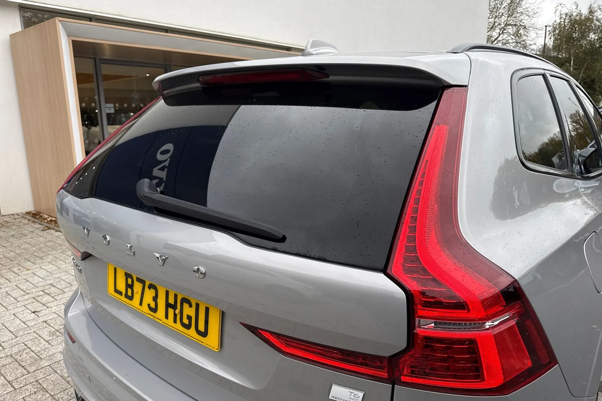 Volvo XC60 thumbnail image number 16