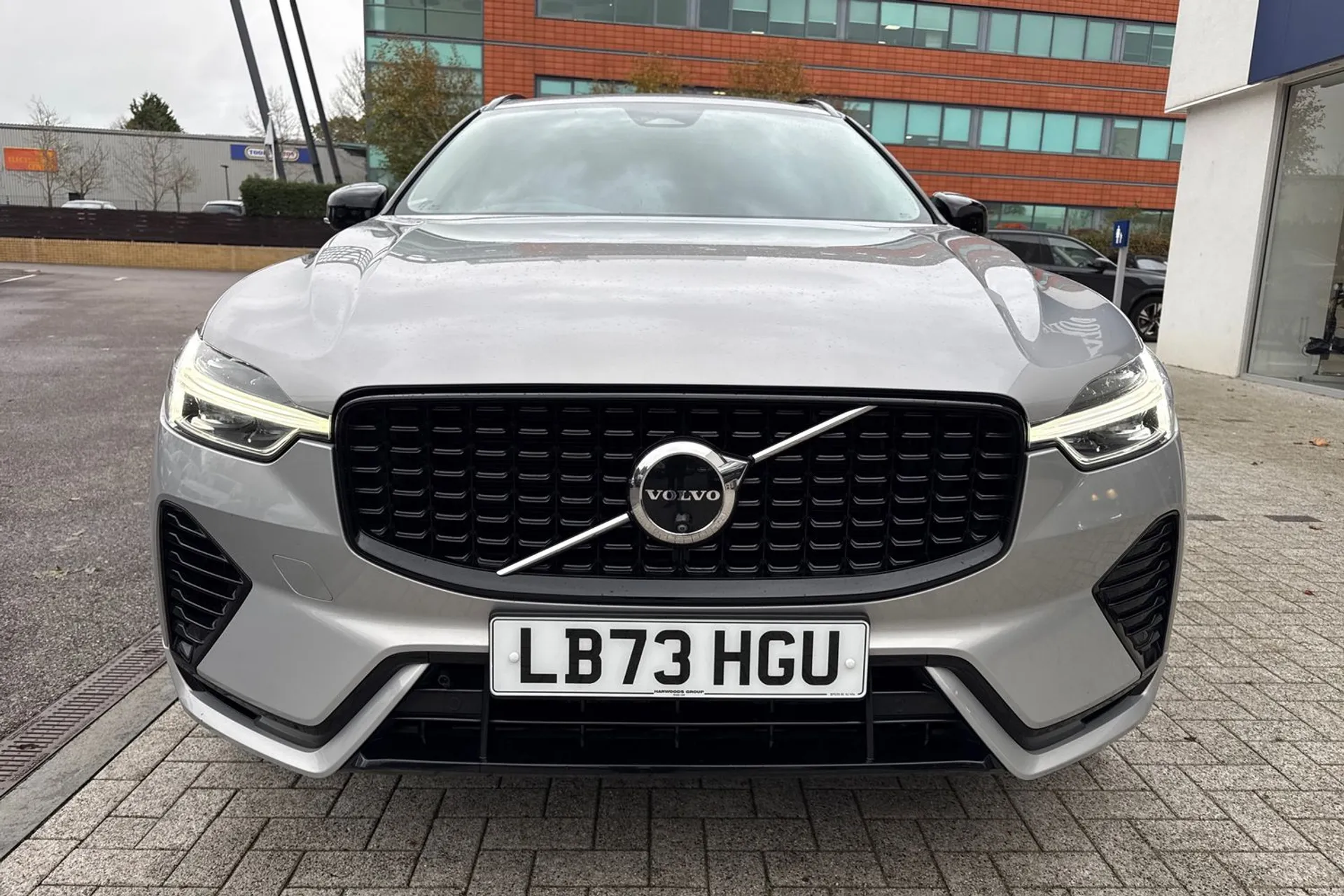 Volvo XC60 thumbnail image number 13