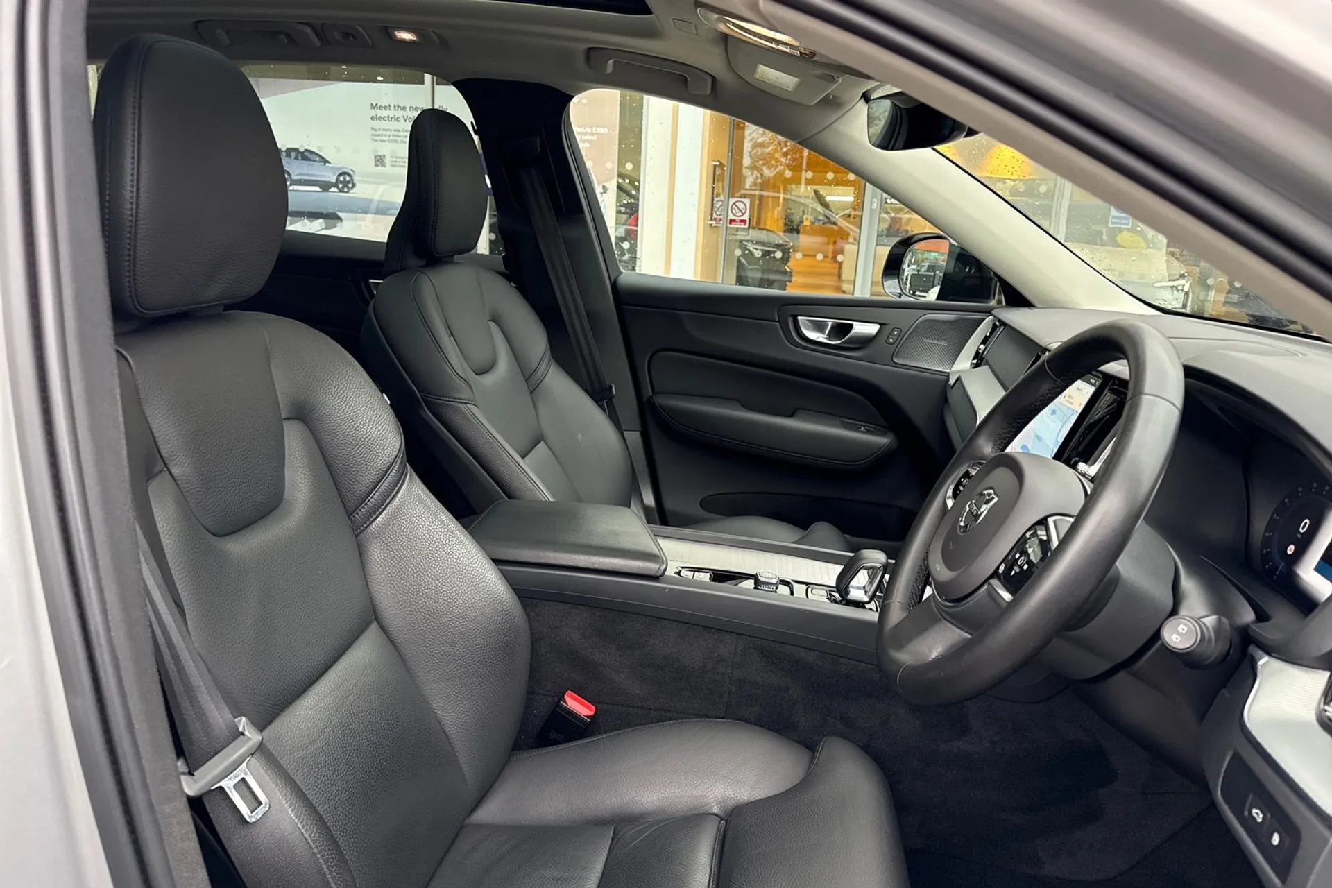 Volvo XC60 thumbnail image number 26