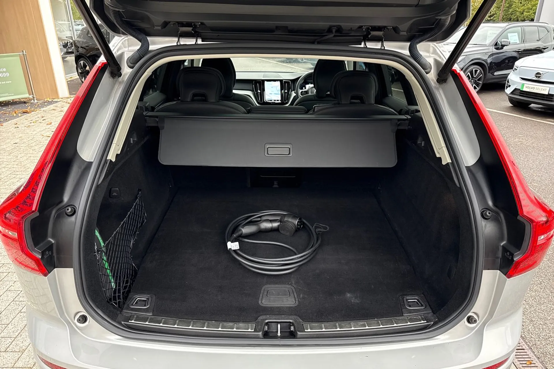 Volvo XC60 thumbnail image number 20