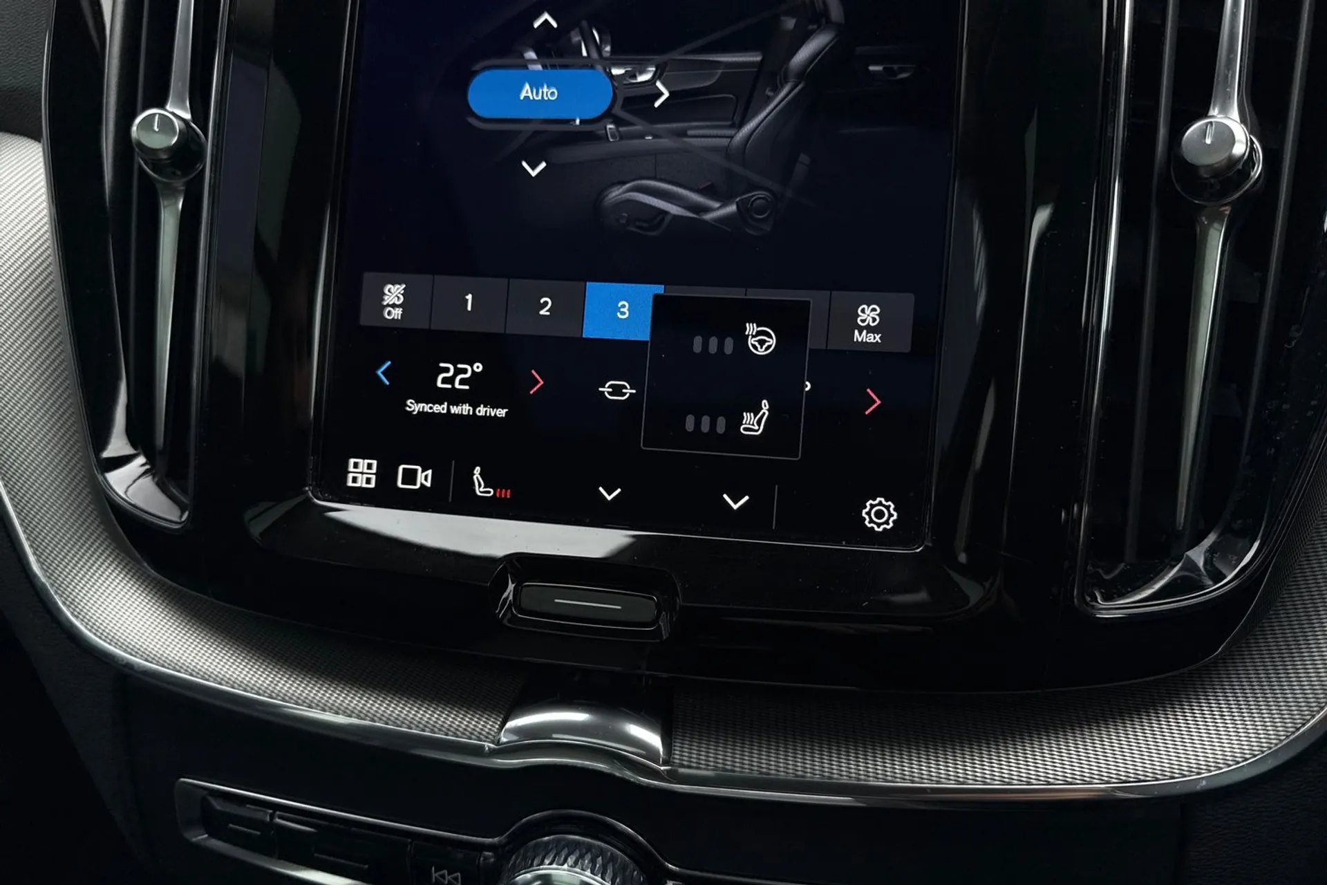 Volvo XC60 thumbnail image number 41