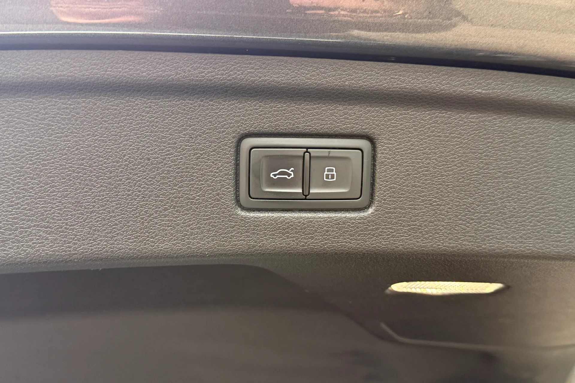 Audi A5 thumbnail image number 63