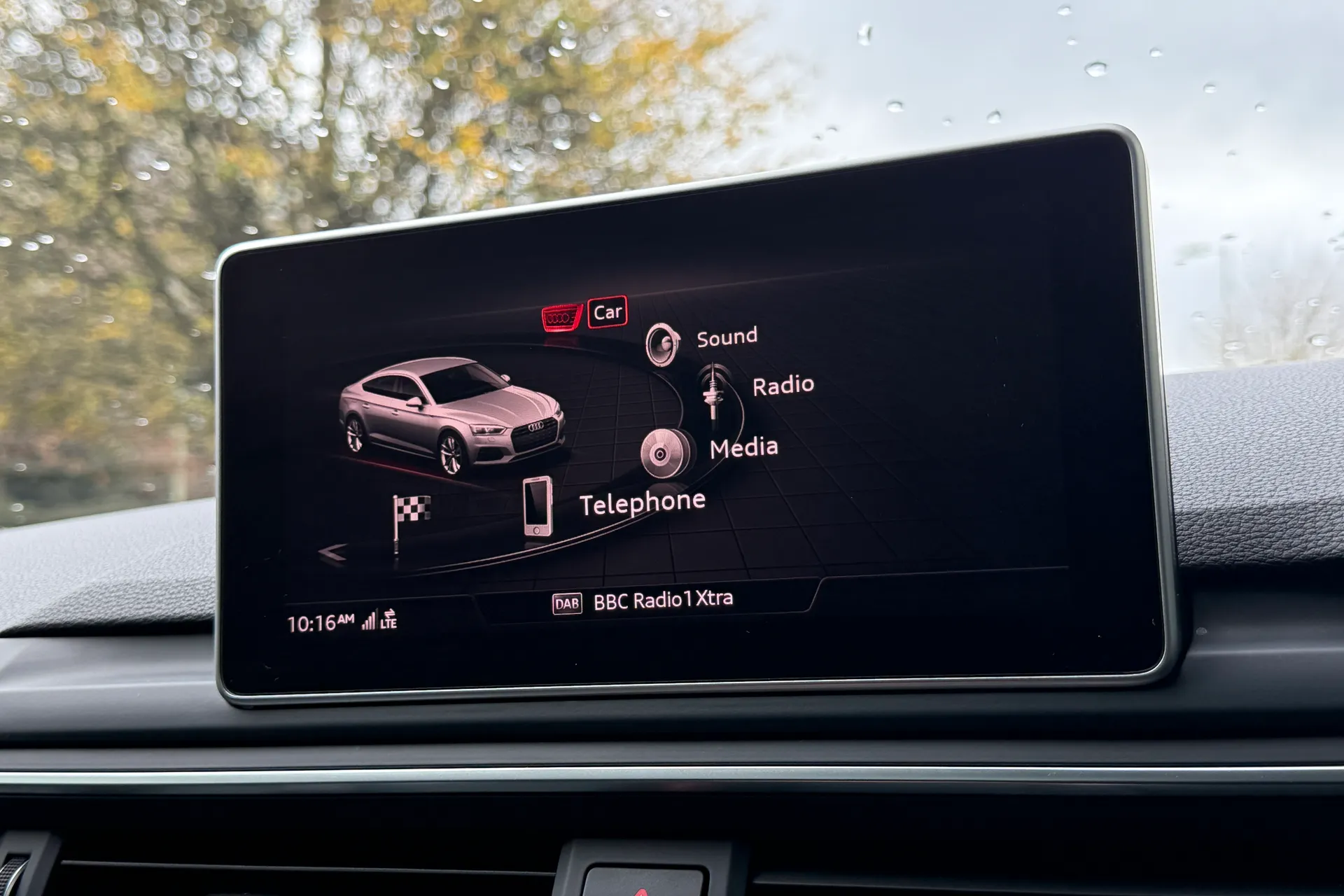 Audi A5 thumbnail image number 36