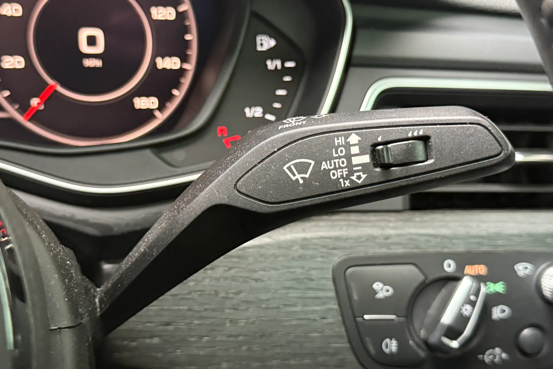 Audi A5 thumbnail image number 17