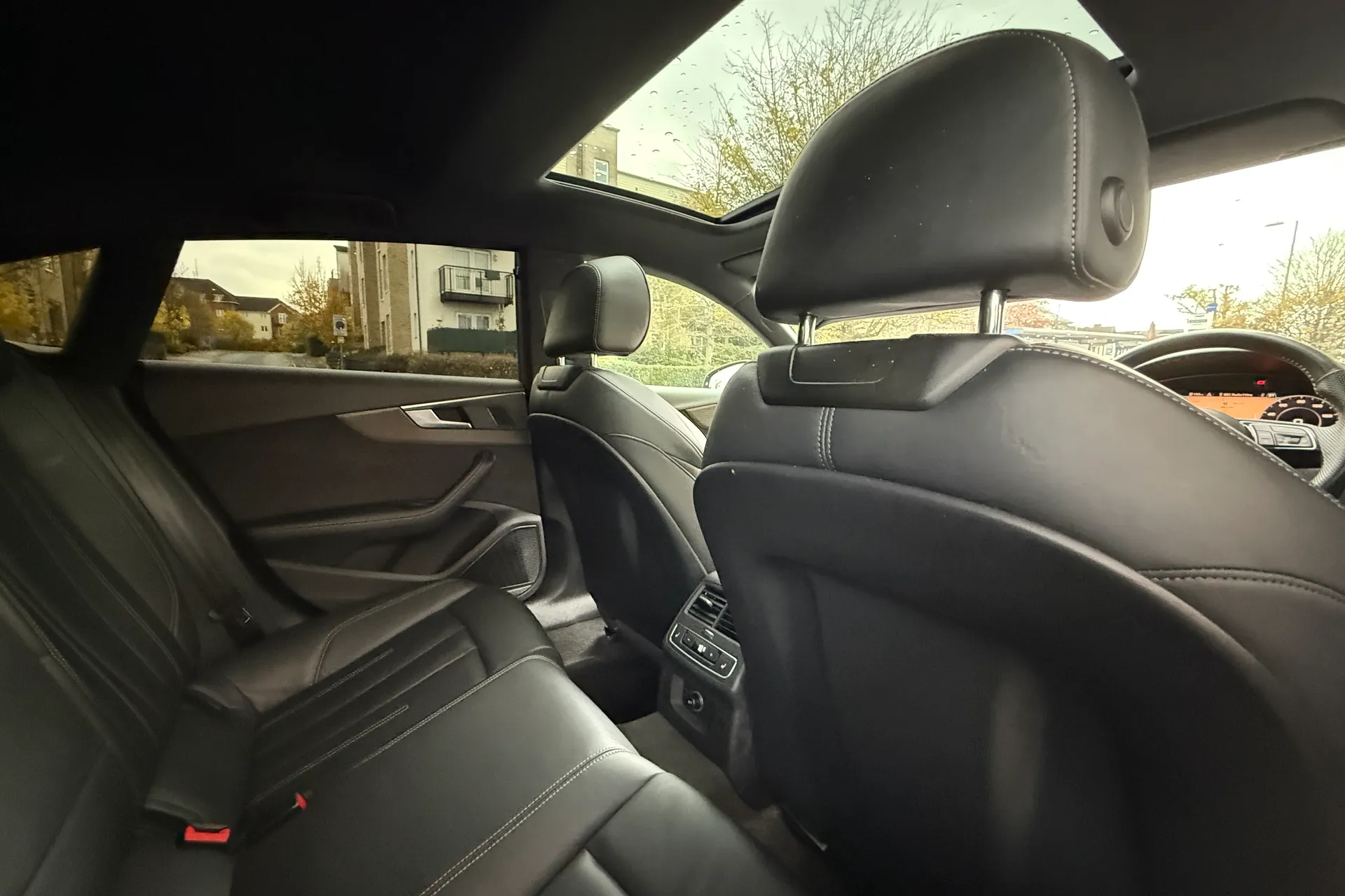 Audi A5 thumbnail image number 47