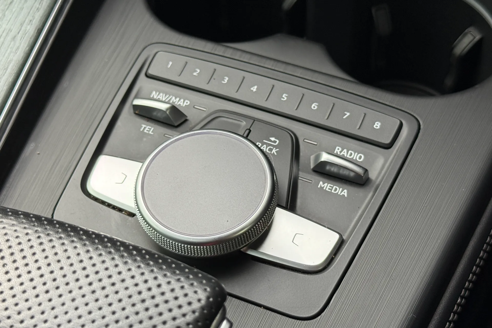 Audi A5 thumbnail image number 27