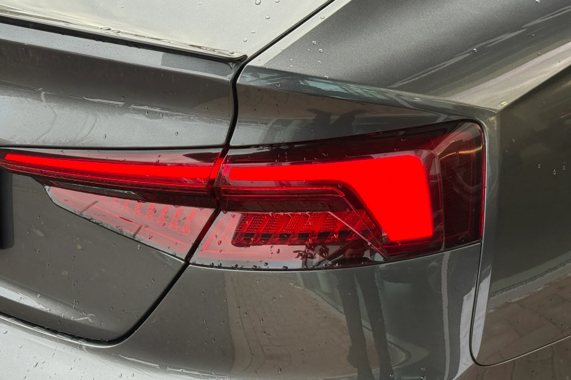 Audi A5 thumbnail image number 57