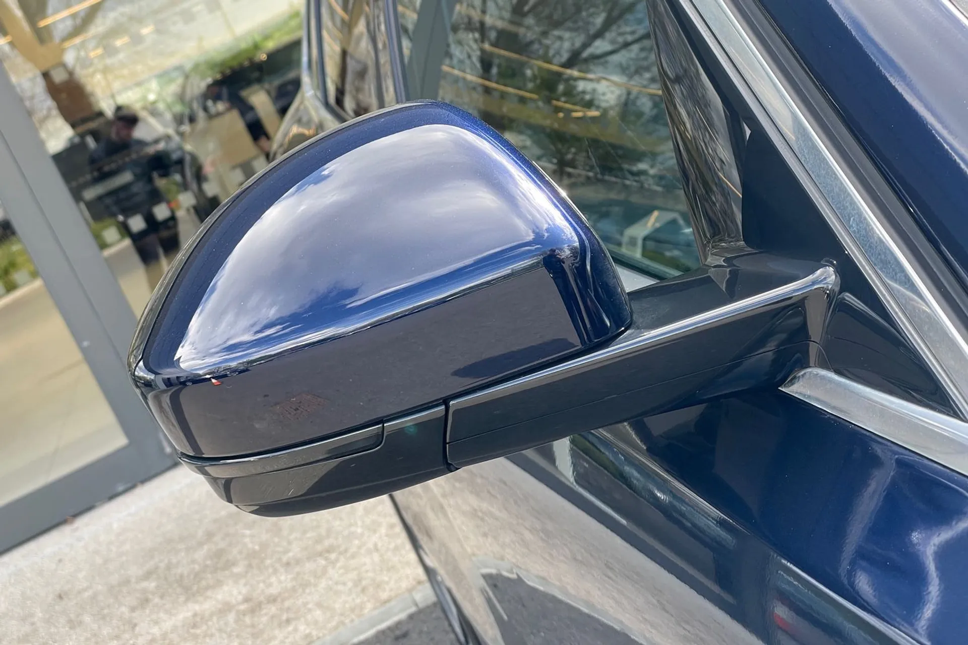 Jaguar F-PACE thumbnail image number 54