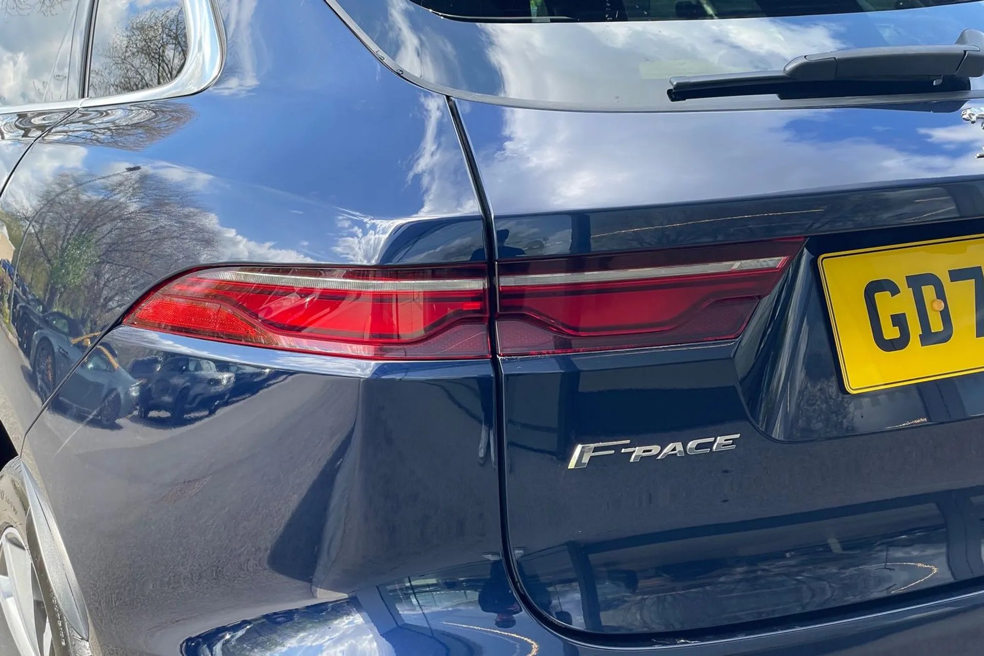 Jaguar F-PACE thumbnail image number 58