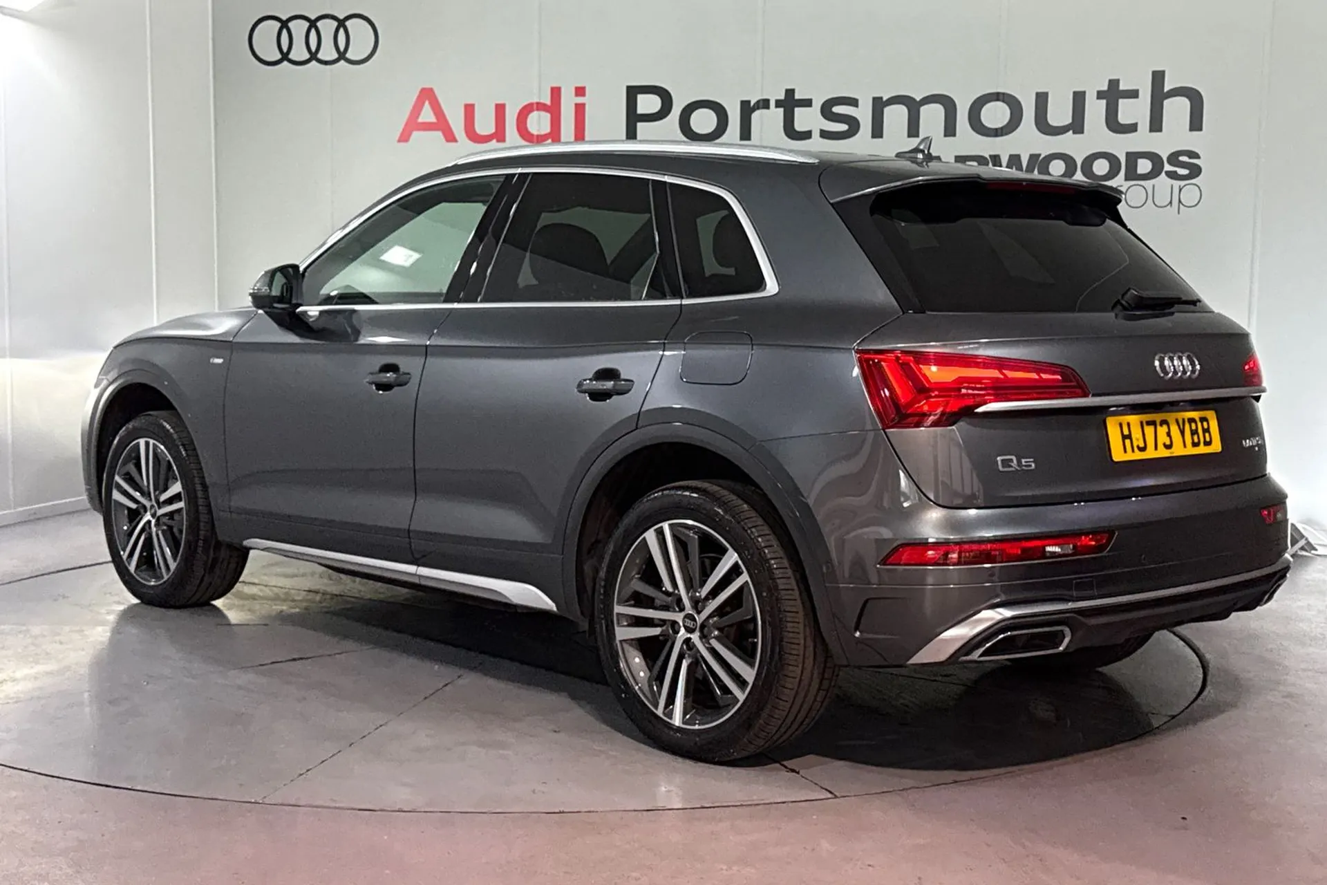 Audi Q5 thumbnail image number 8