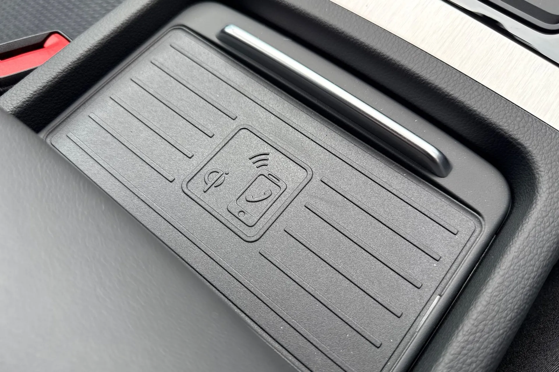Audi Q5 thumbnail image number 38