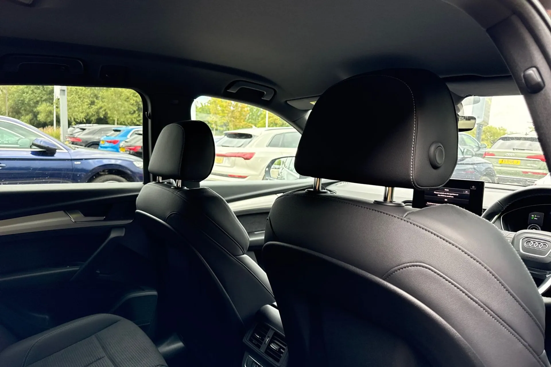 Audi Q5 thumbnail image number 23