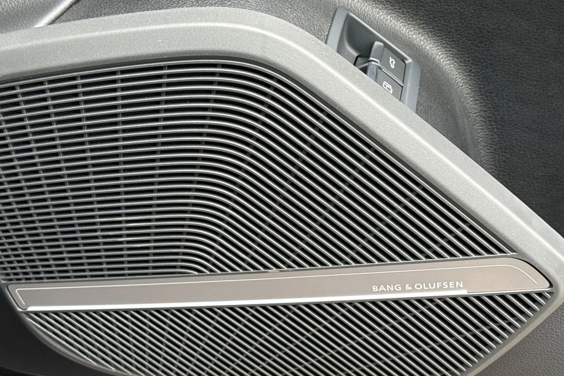 Audi Q5 thumbnail image number 55
