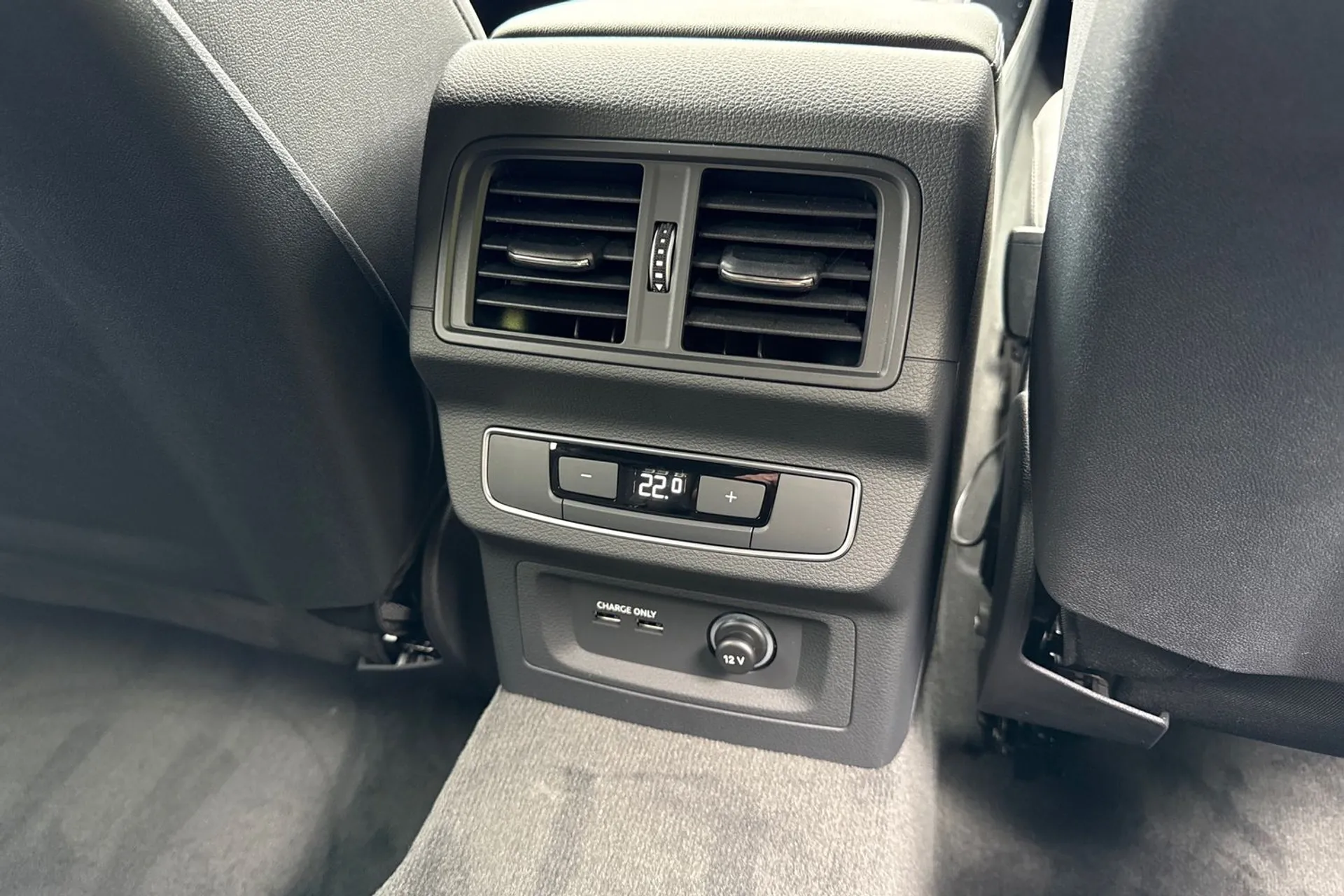 Audi Q5 thumbnail image number 54