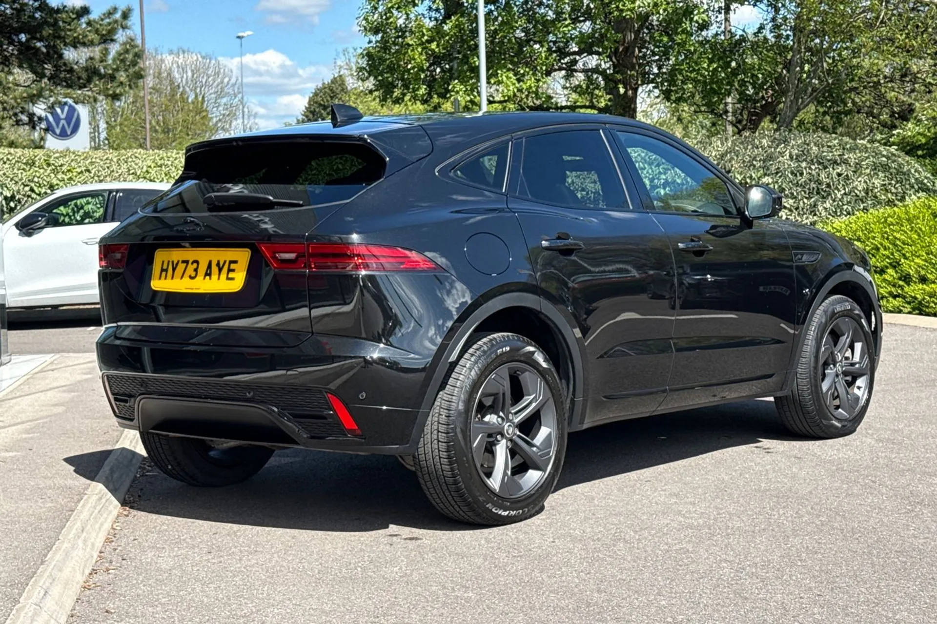 Jaguar E-PACE thumbnail image number 19