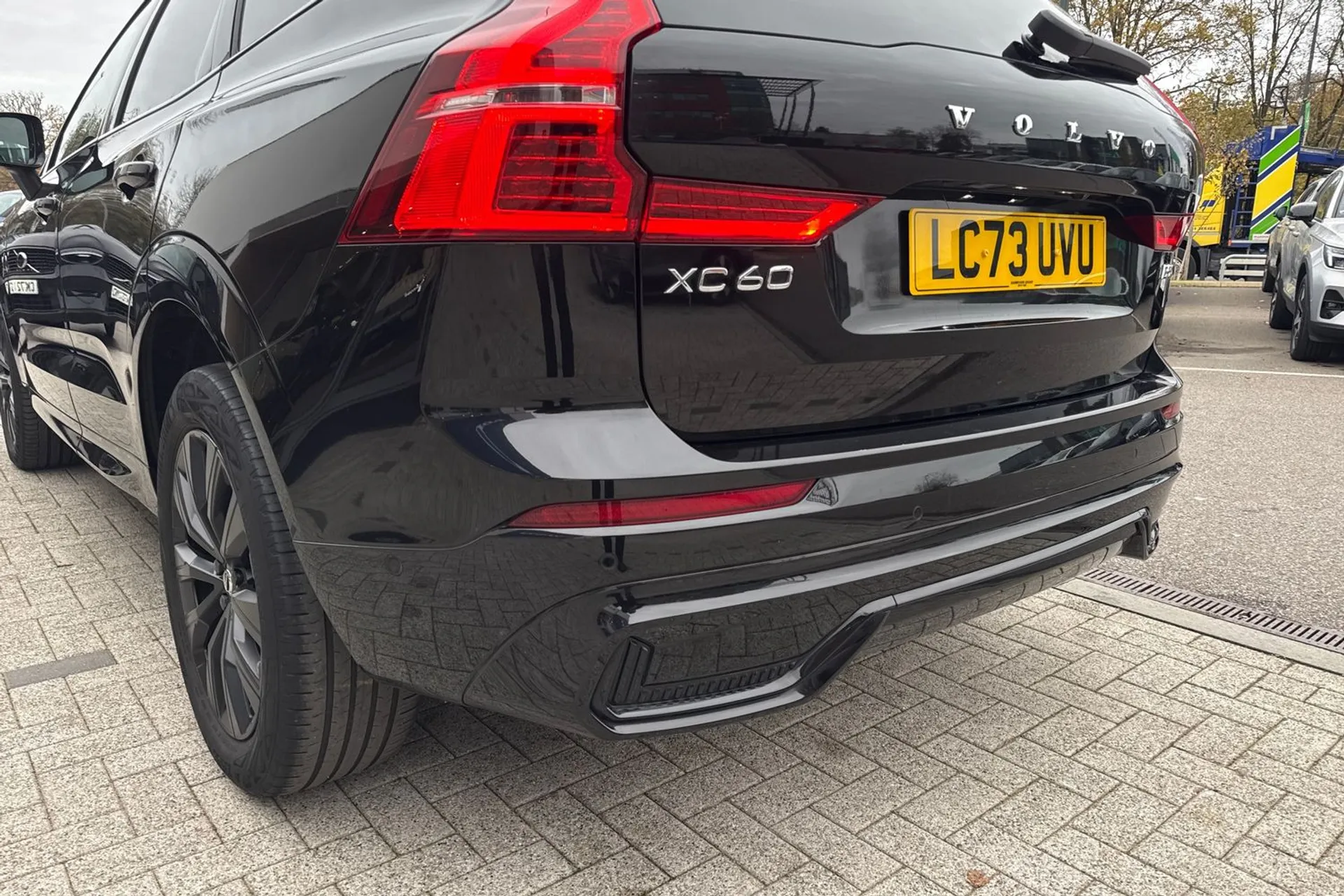 Volvo XC60 thumbnail image number 18