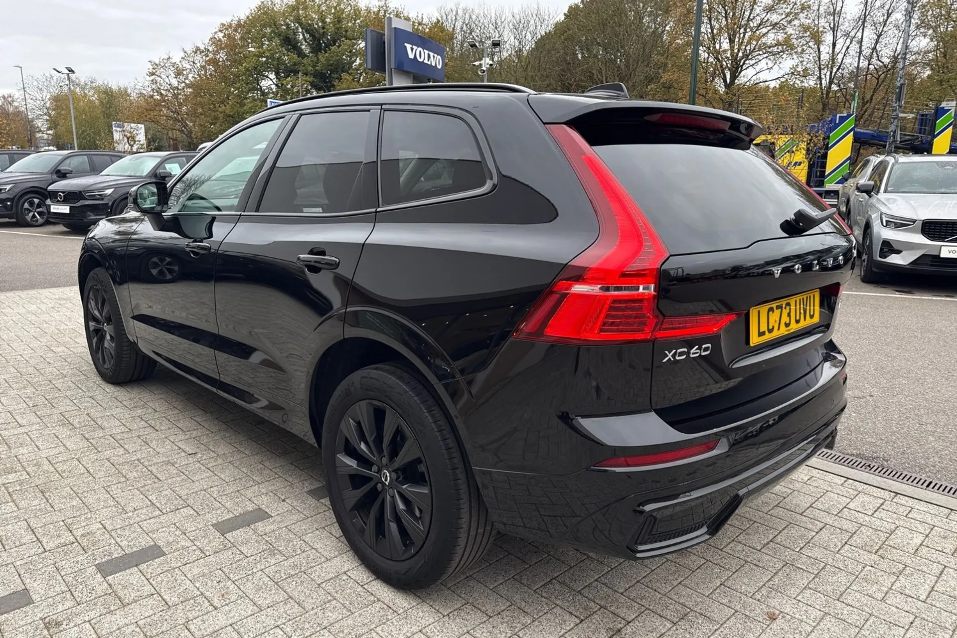 Volvo XC60 thumbnail image number 10