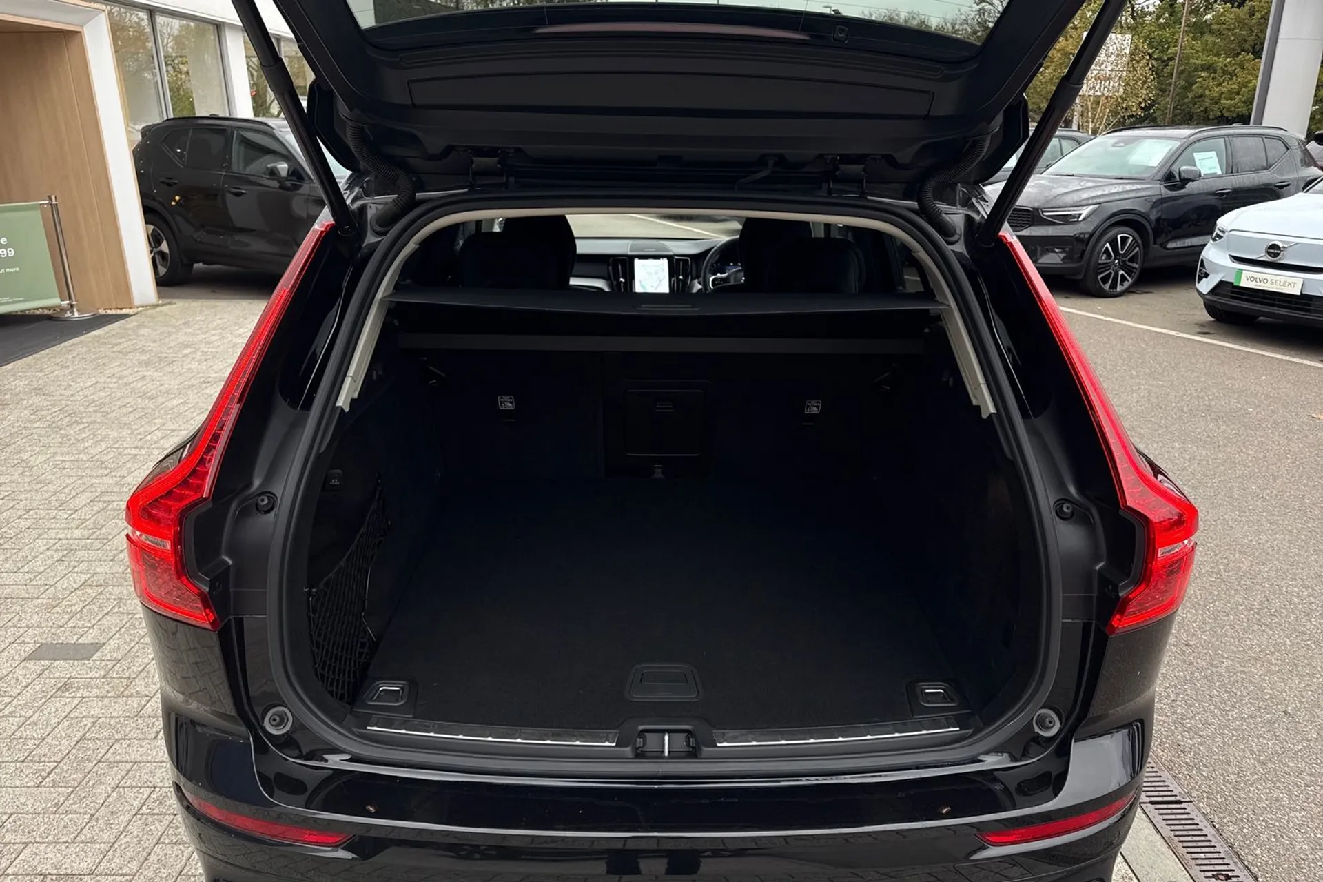 Volvo XC60 thumbnail image number 20