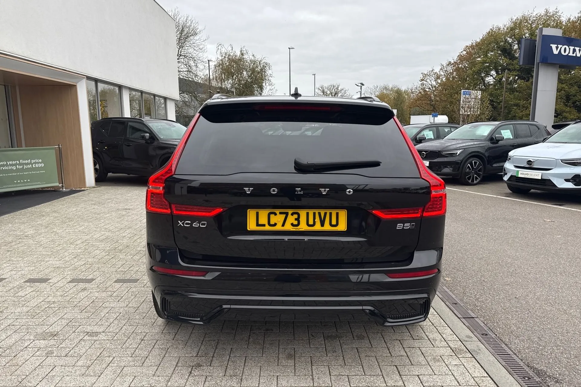 Volvo XC60 thumbnail image number 9