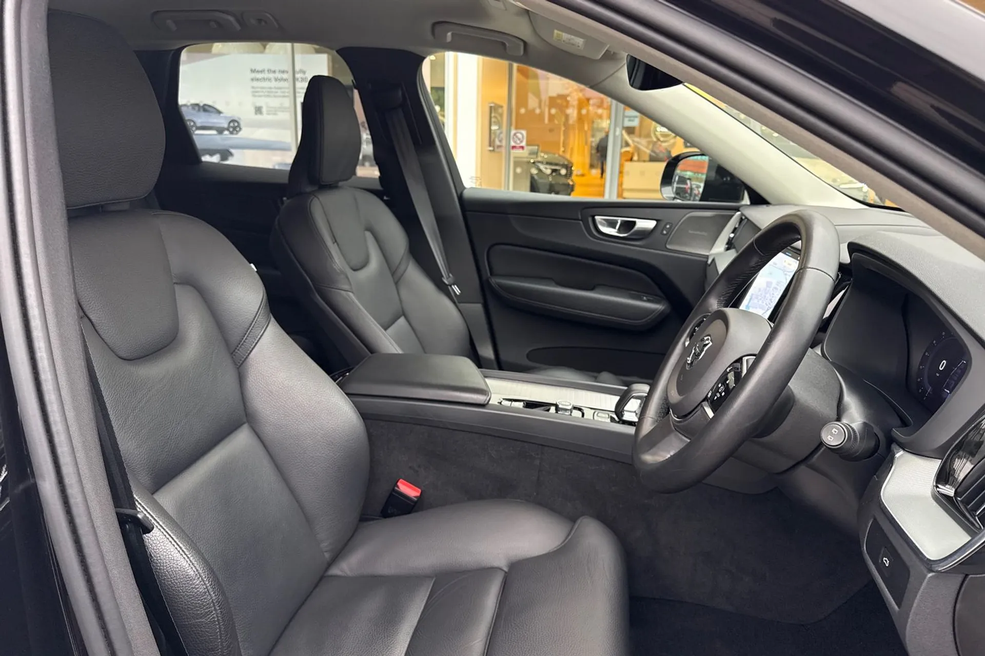 Volvo XC60 thumbnail image number 26