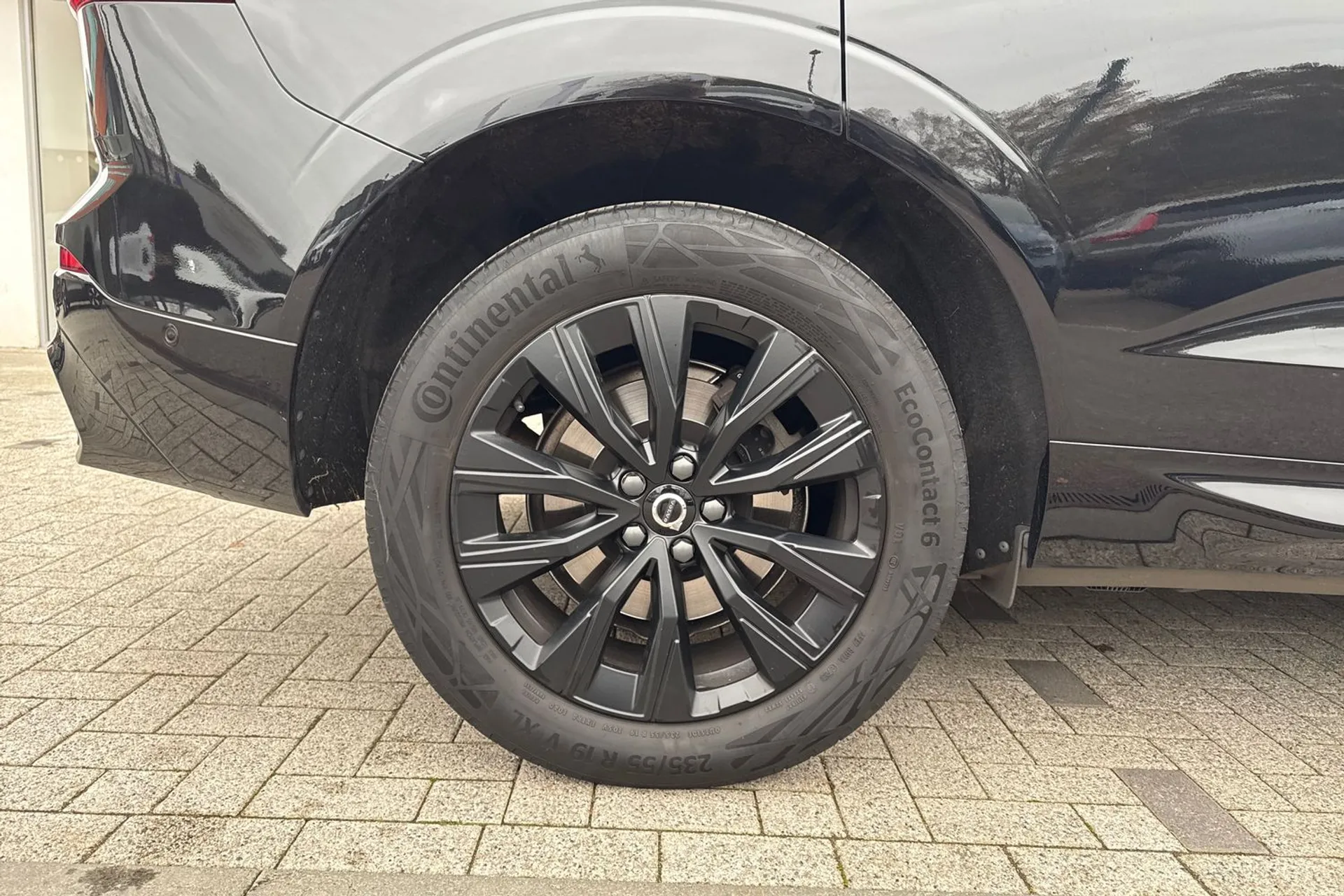 Volvo XC60 thumbnail image number 14