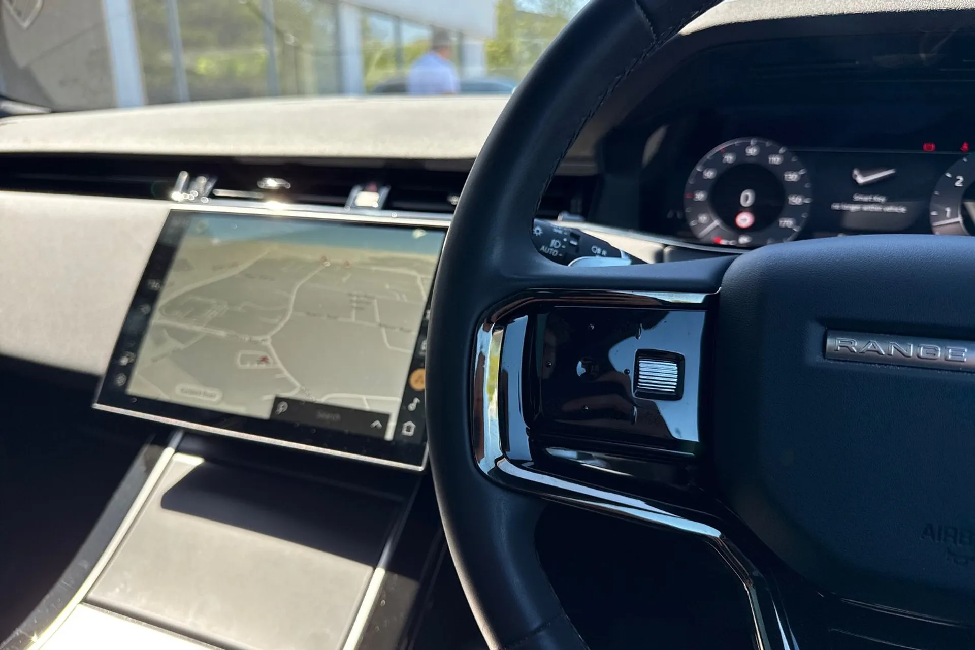 LAND ROVER RANGE ROVER EVOQUE thumbnail image number 36