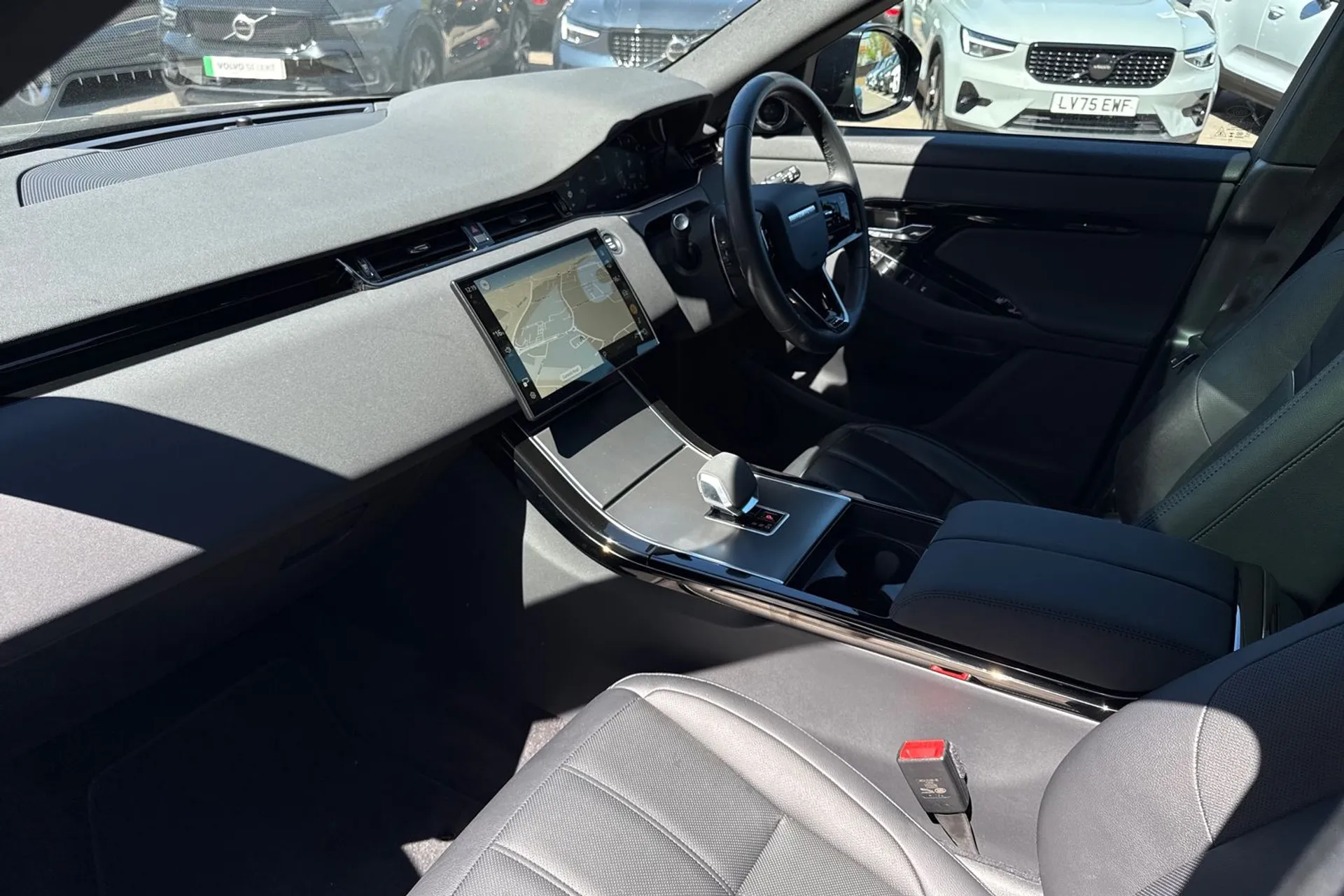 LAND ROVER RANGE ROVER EVOQUE thumbnail image number 27