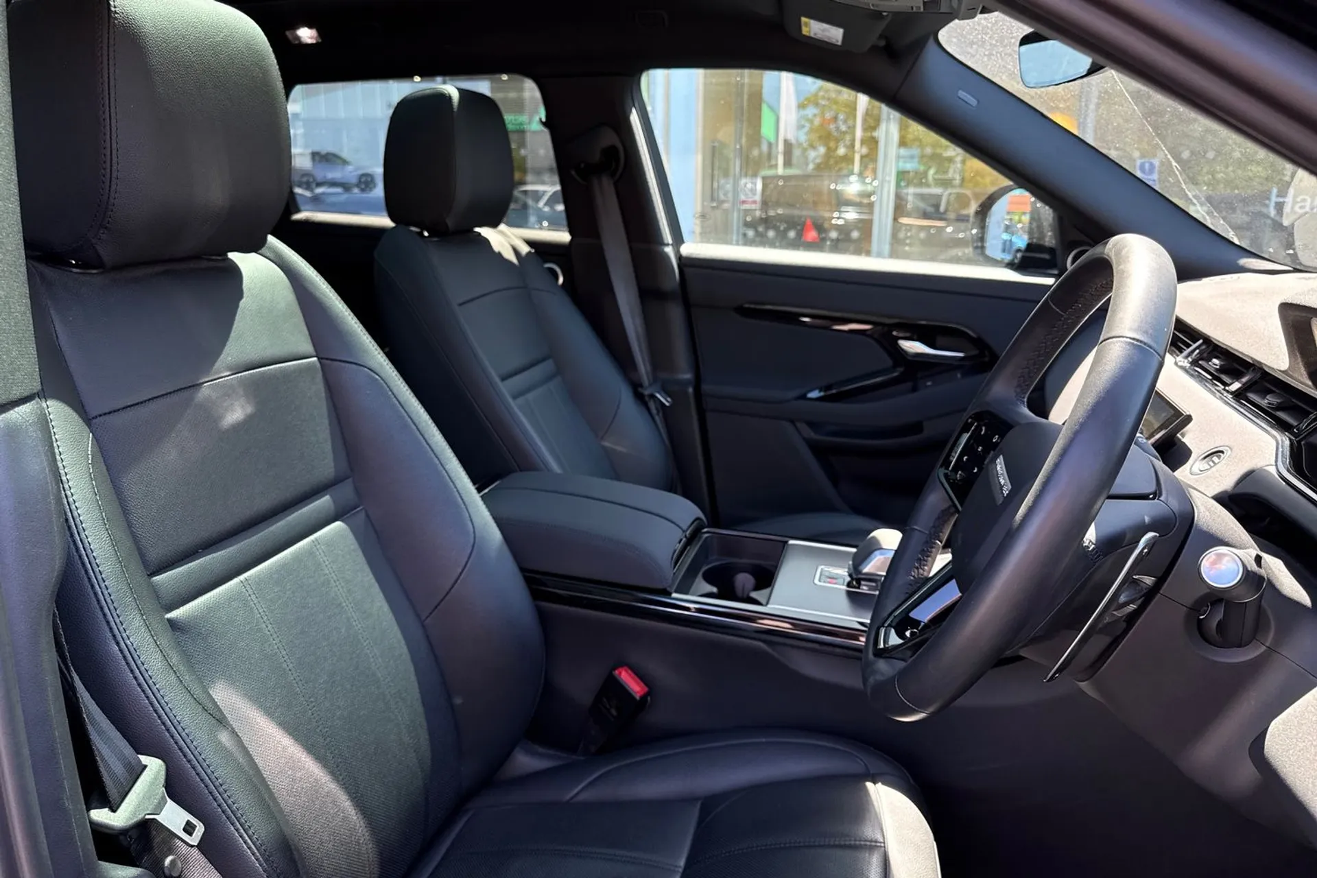 LAND ROVER RANGE ROVER EVOQUE thumbnail image number 26