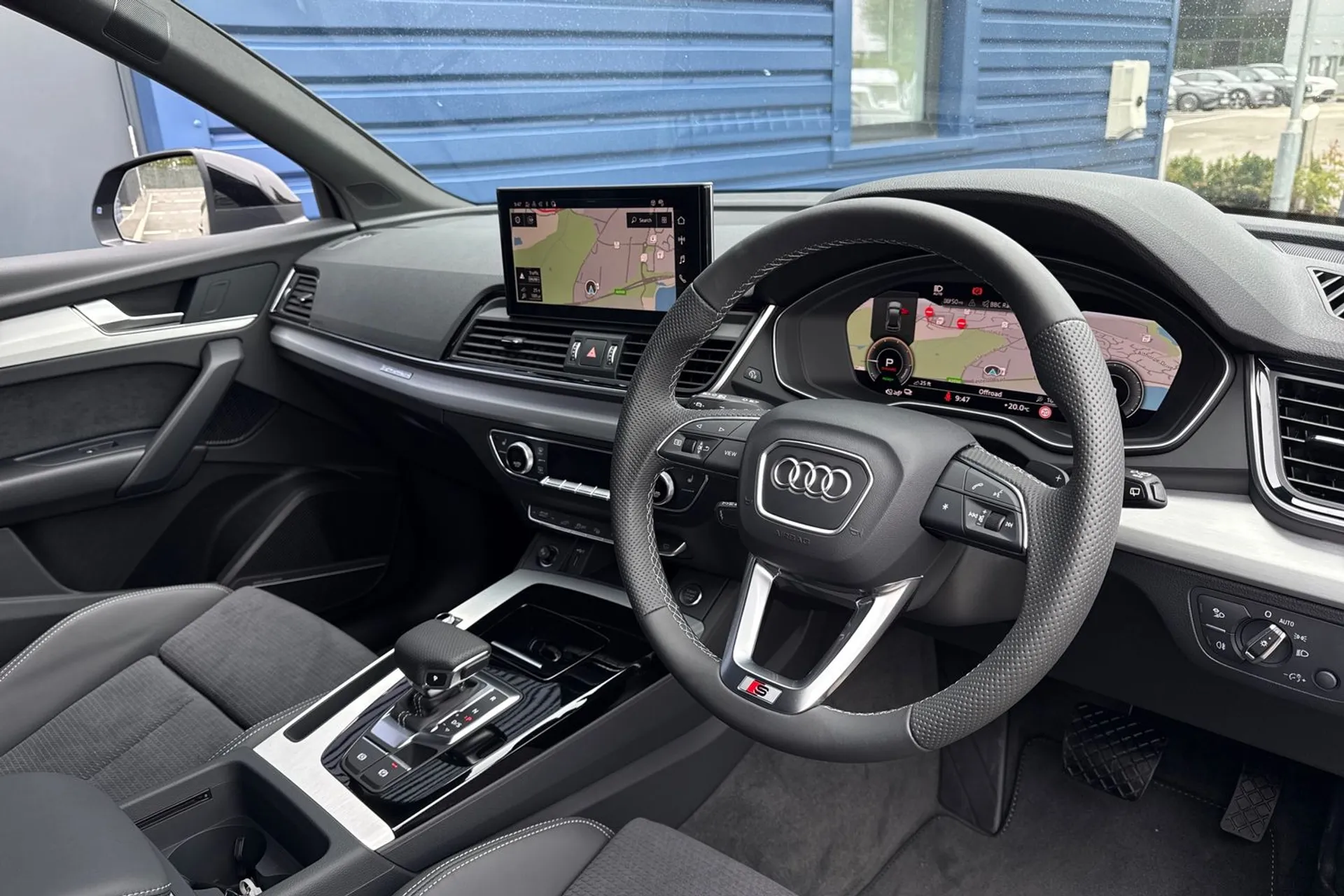 Audi Q5 thumbnail image number 26