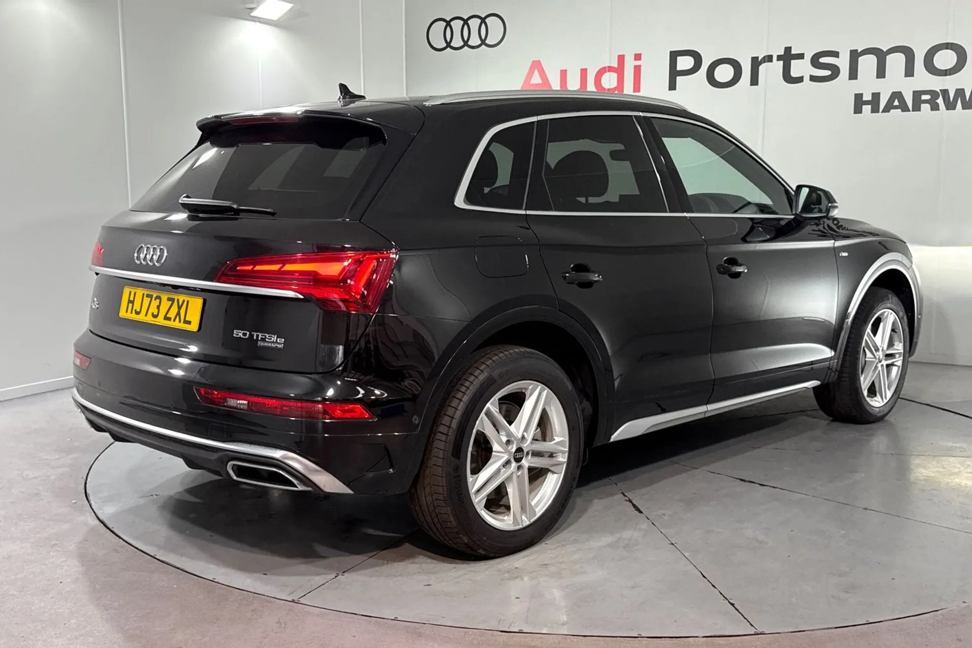 Audi Q5 thumbnail image number 7