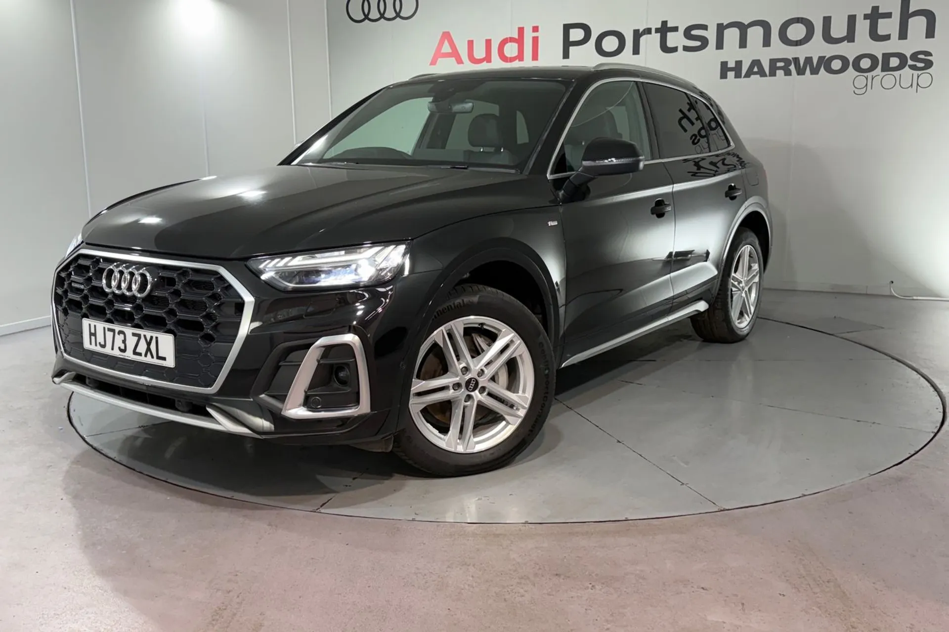 Audi Q5 thumbnail image number 11