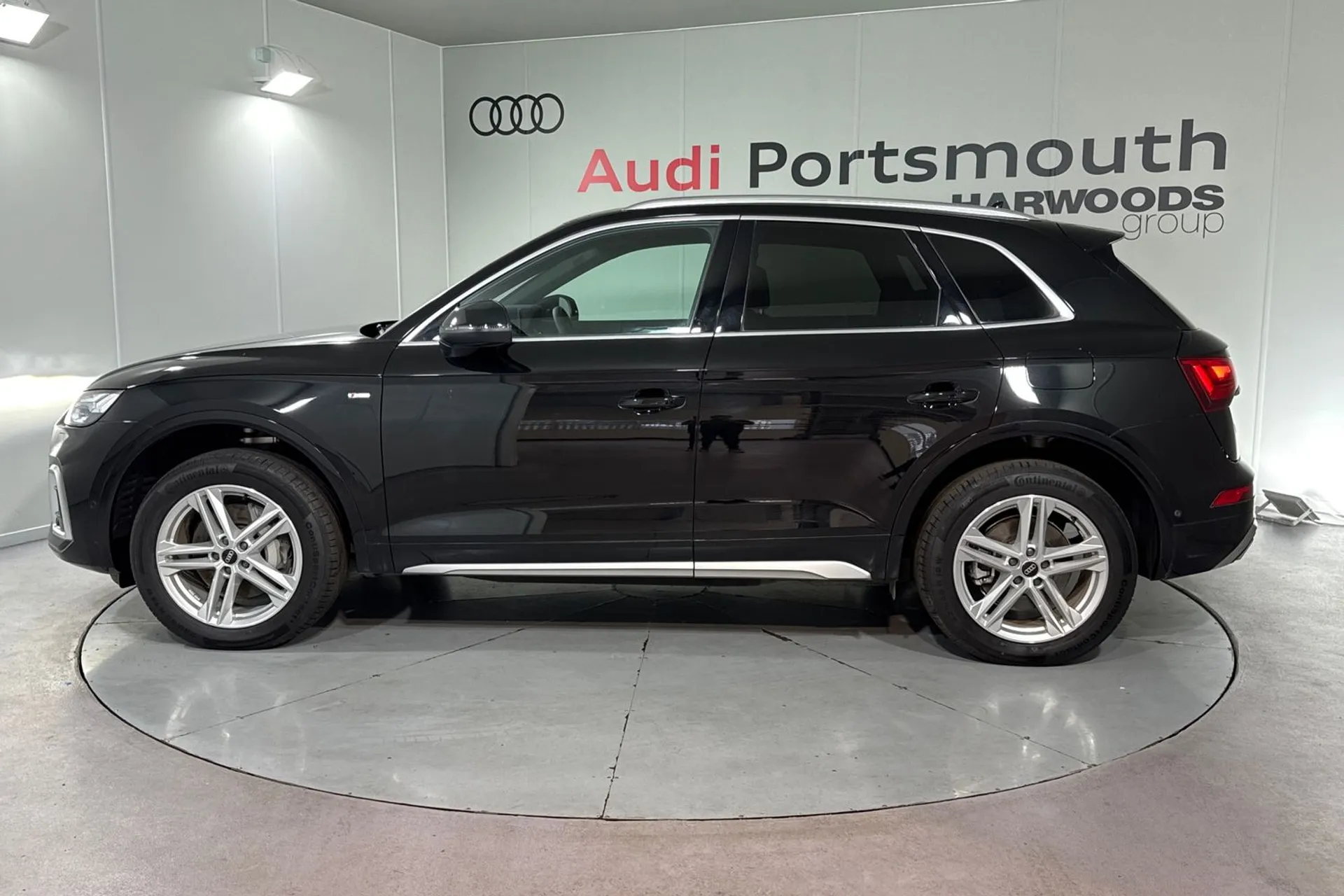 Audi Q5 thumbnail image number 10