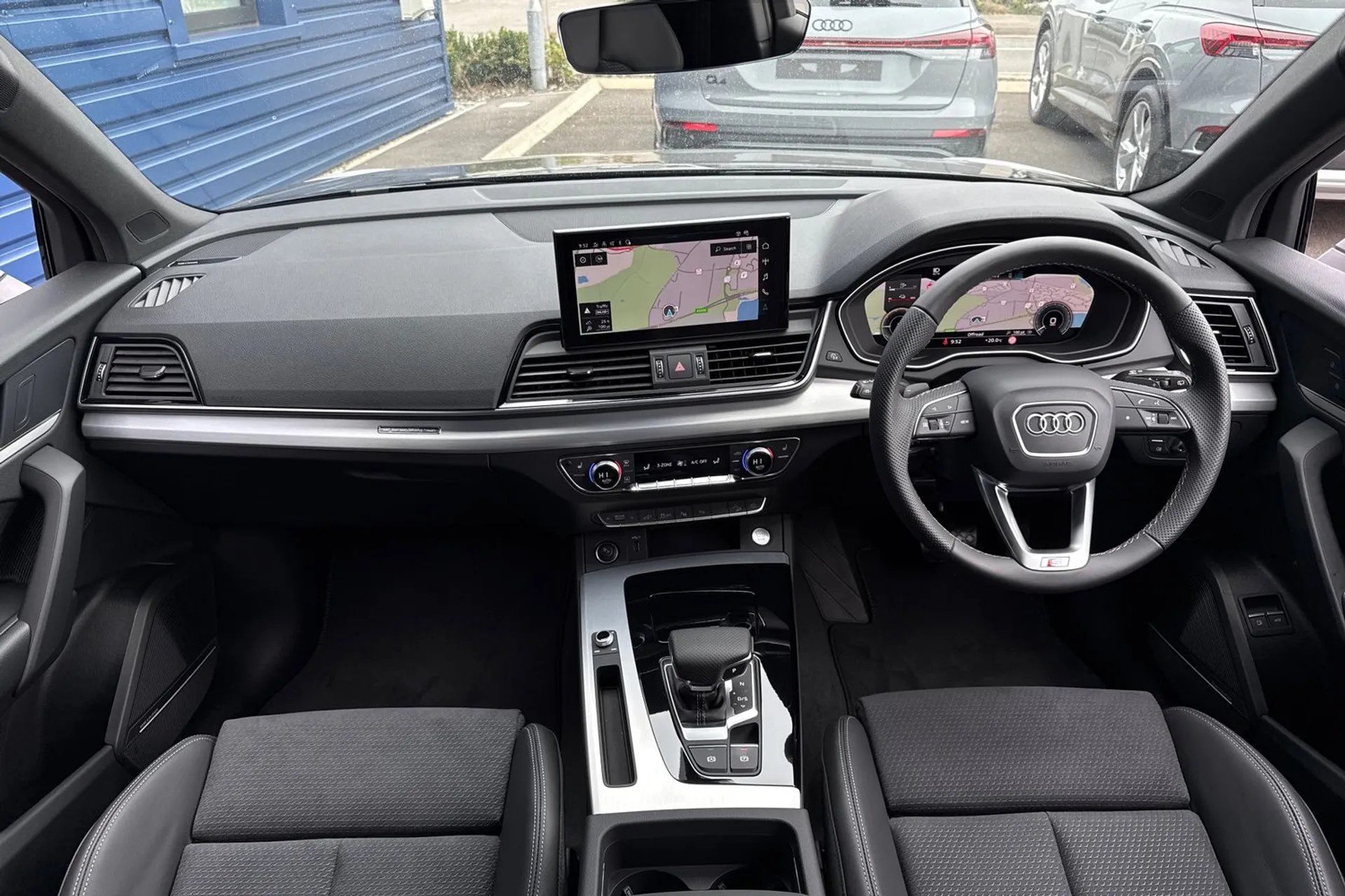Audi Q5 thumbnail image number 3