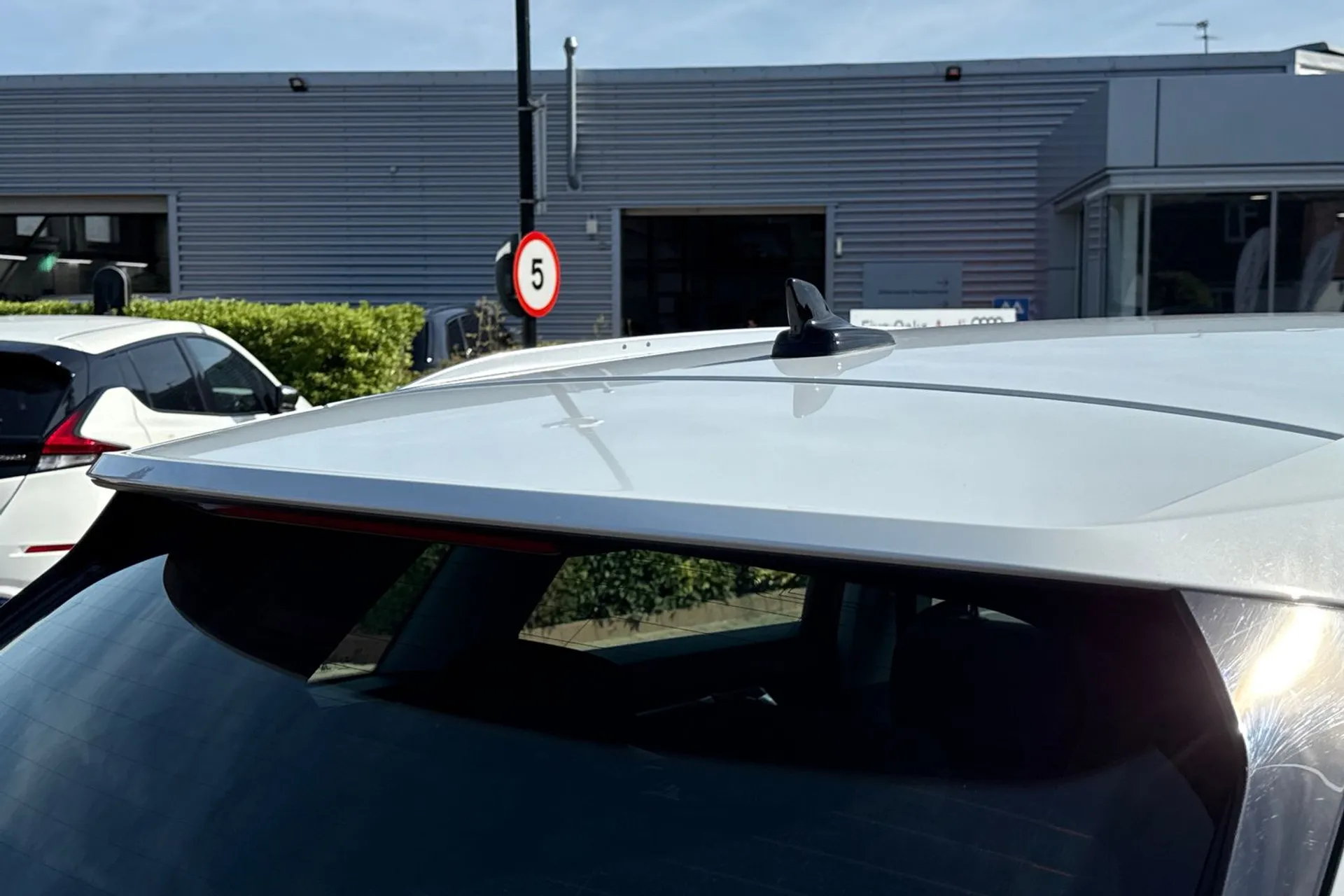 Audi Q3 thumbnail image number 41