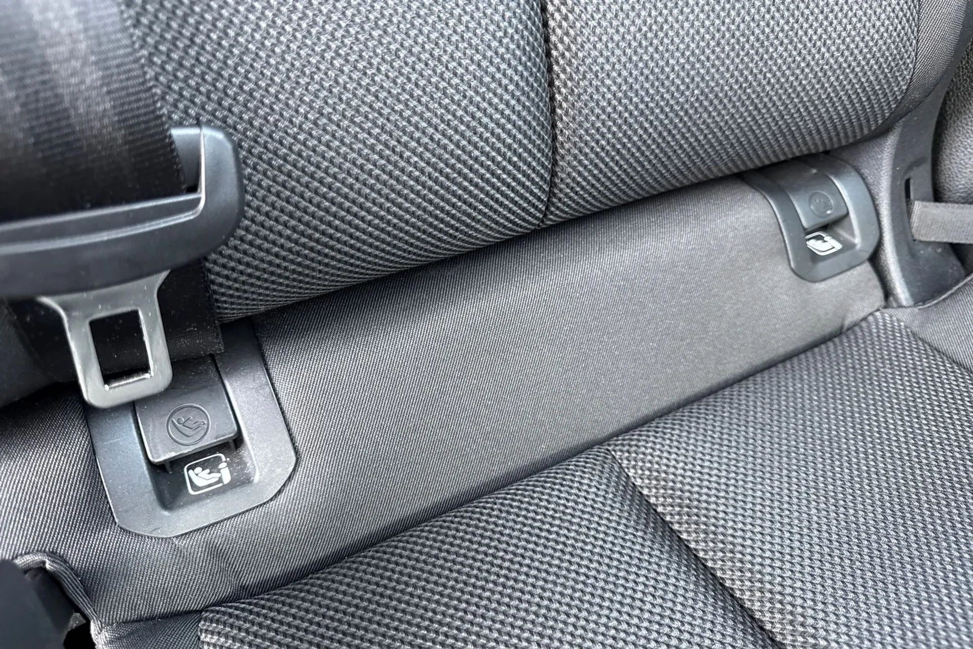 Audi Q3 thumbnail image number 38