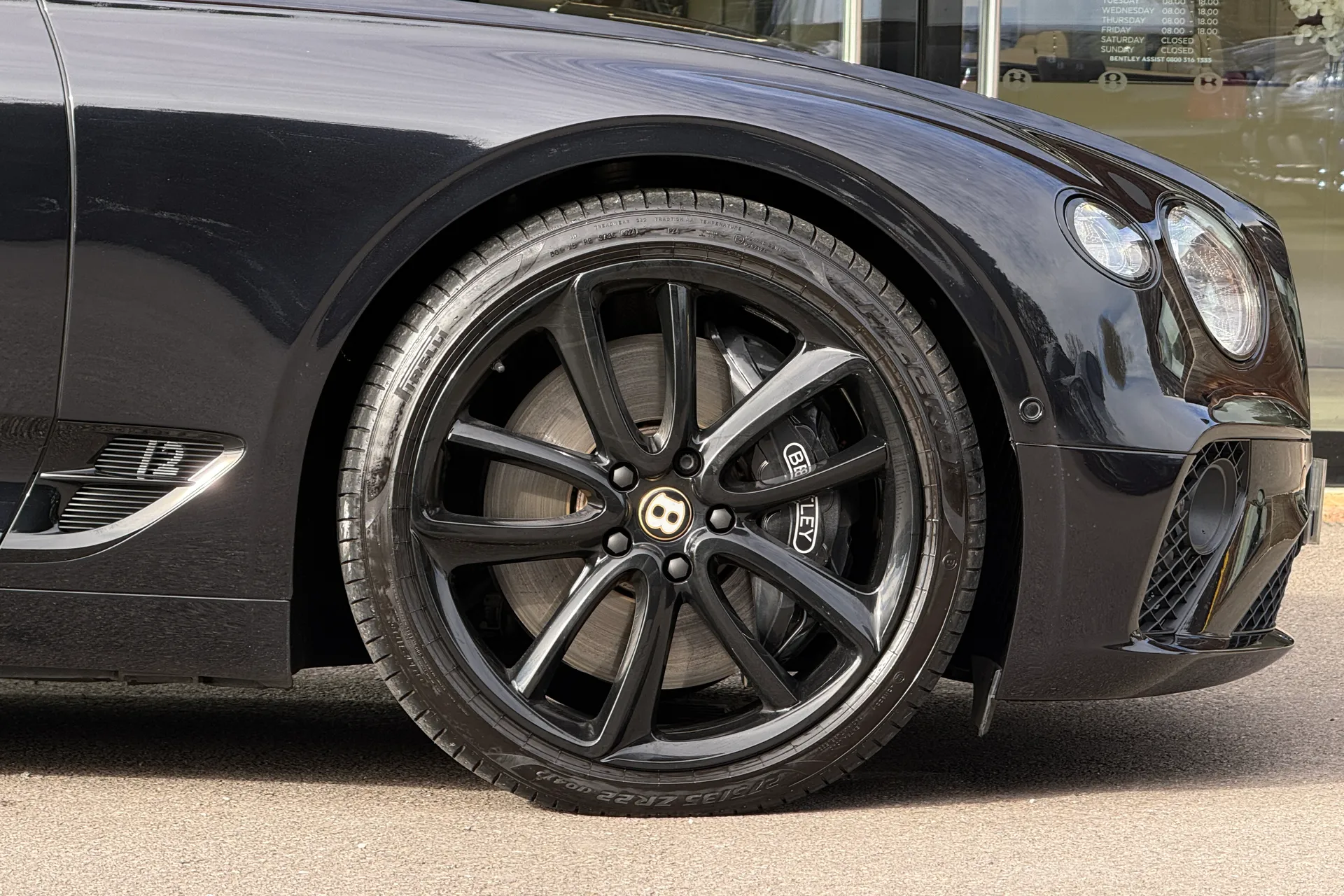 Bentley CONTINENTAL GTC thumbnail image number 22