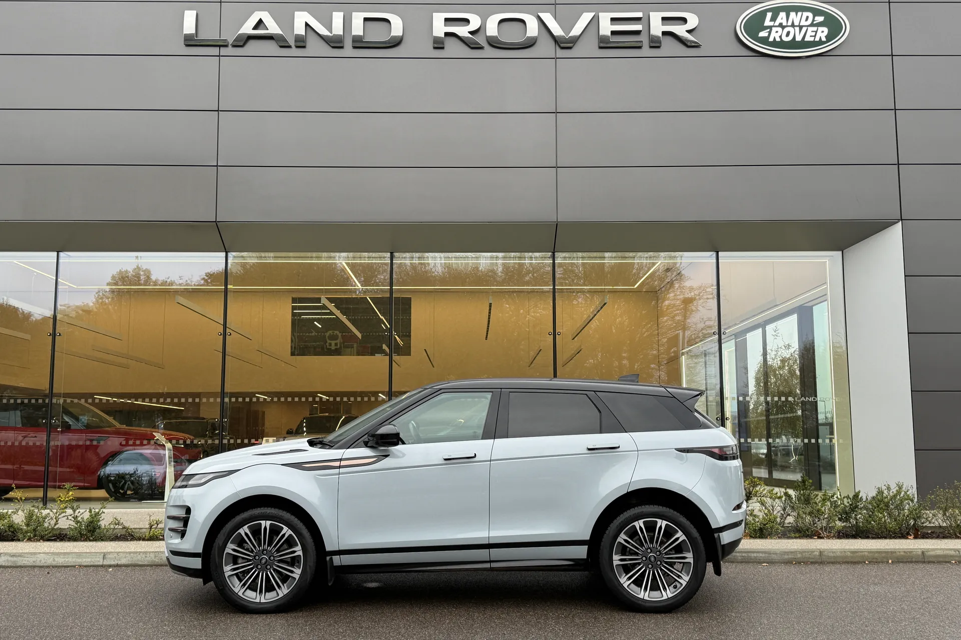 LAND ROVER RANGE ROVER EVOQUE thumbnail image number 8