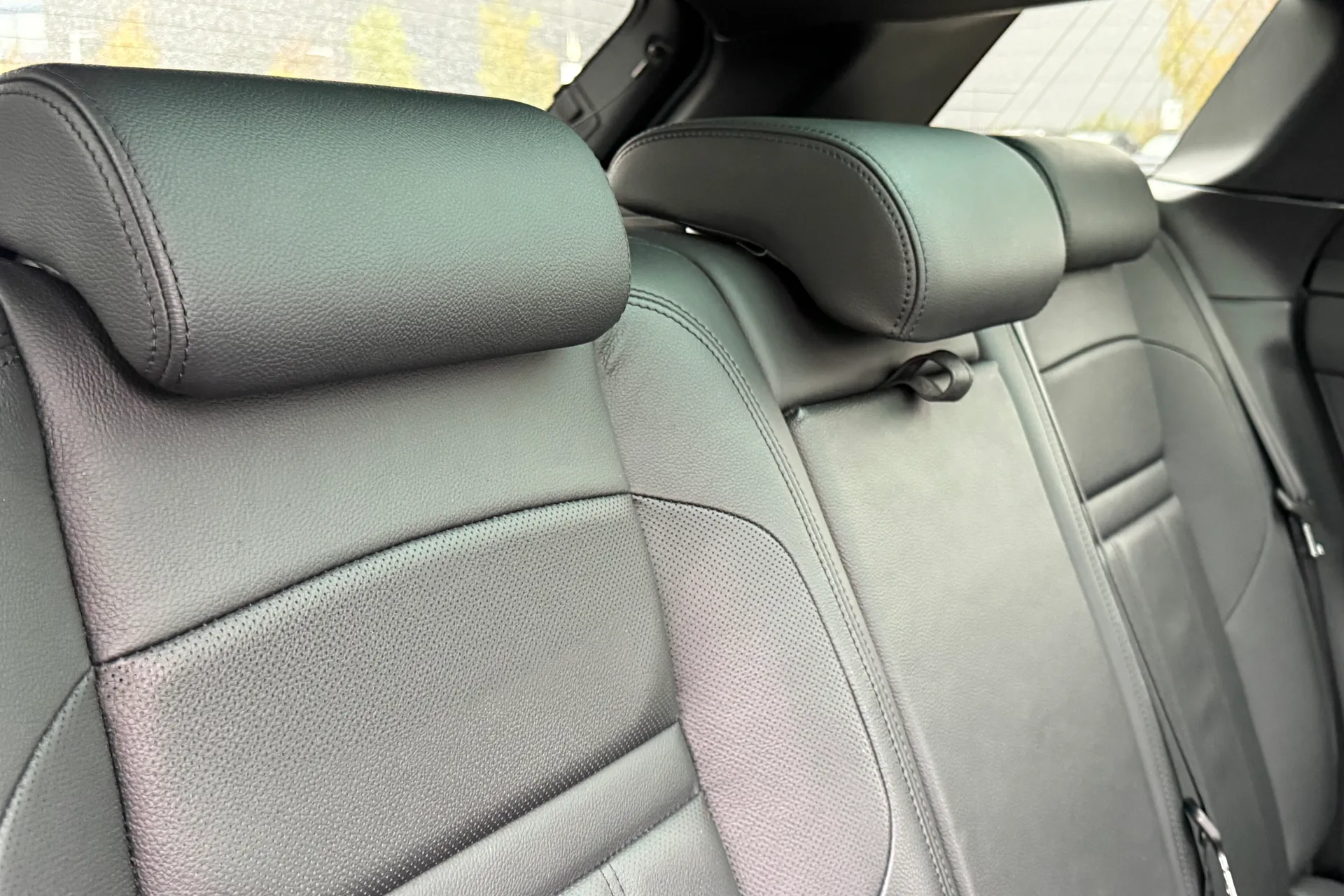 LAND ROVER RANGE ROVER EVOQUE thumbnail image number 32