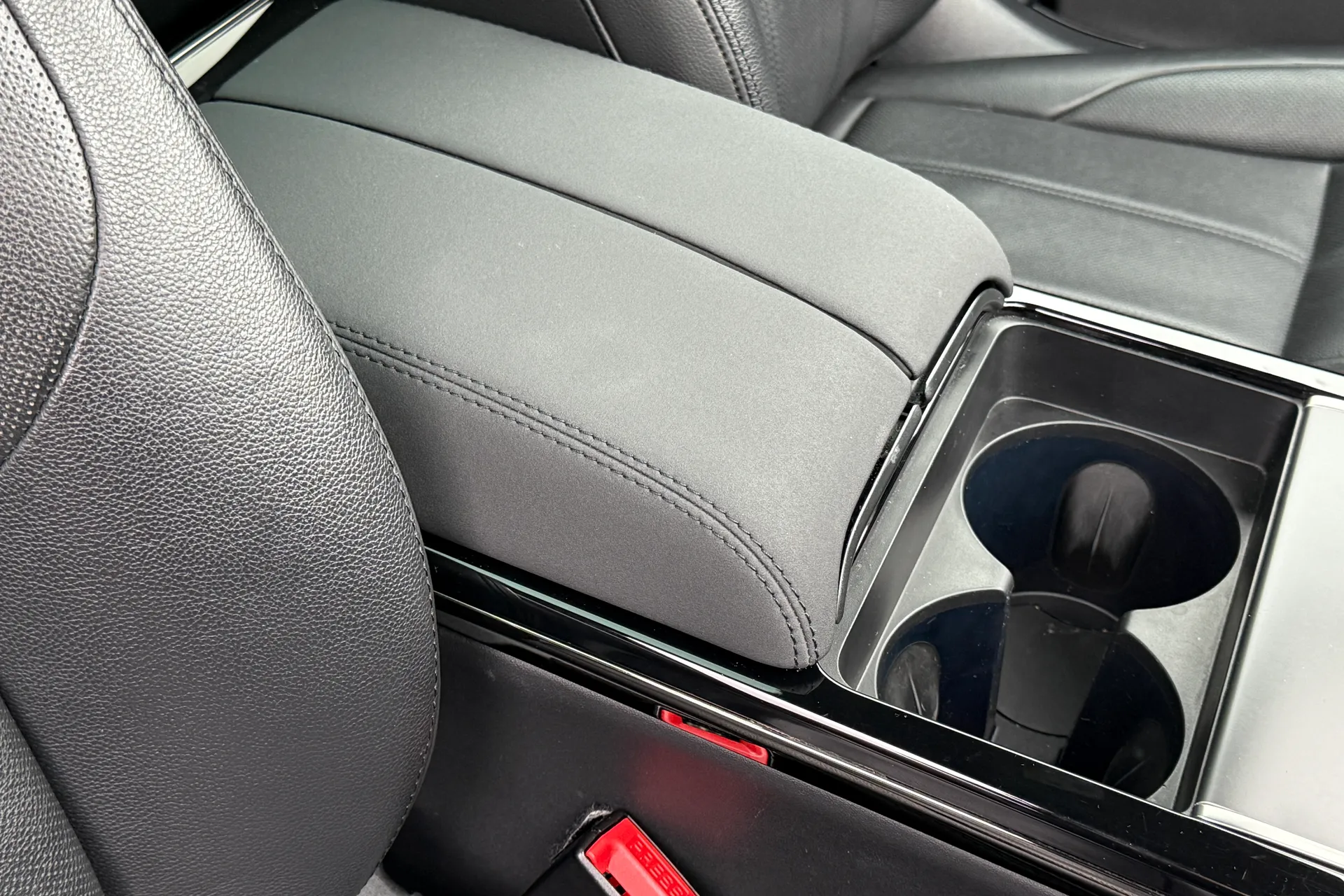 LAND ROVER RANGE ROVER EVOQUE thumbnail image number 41