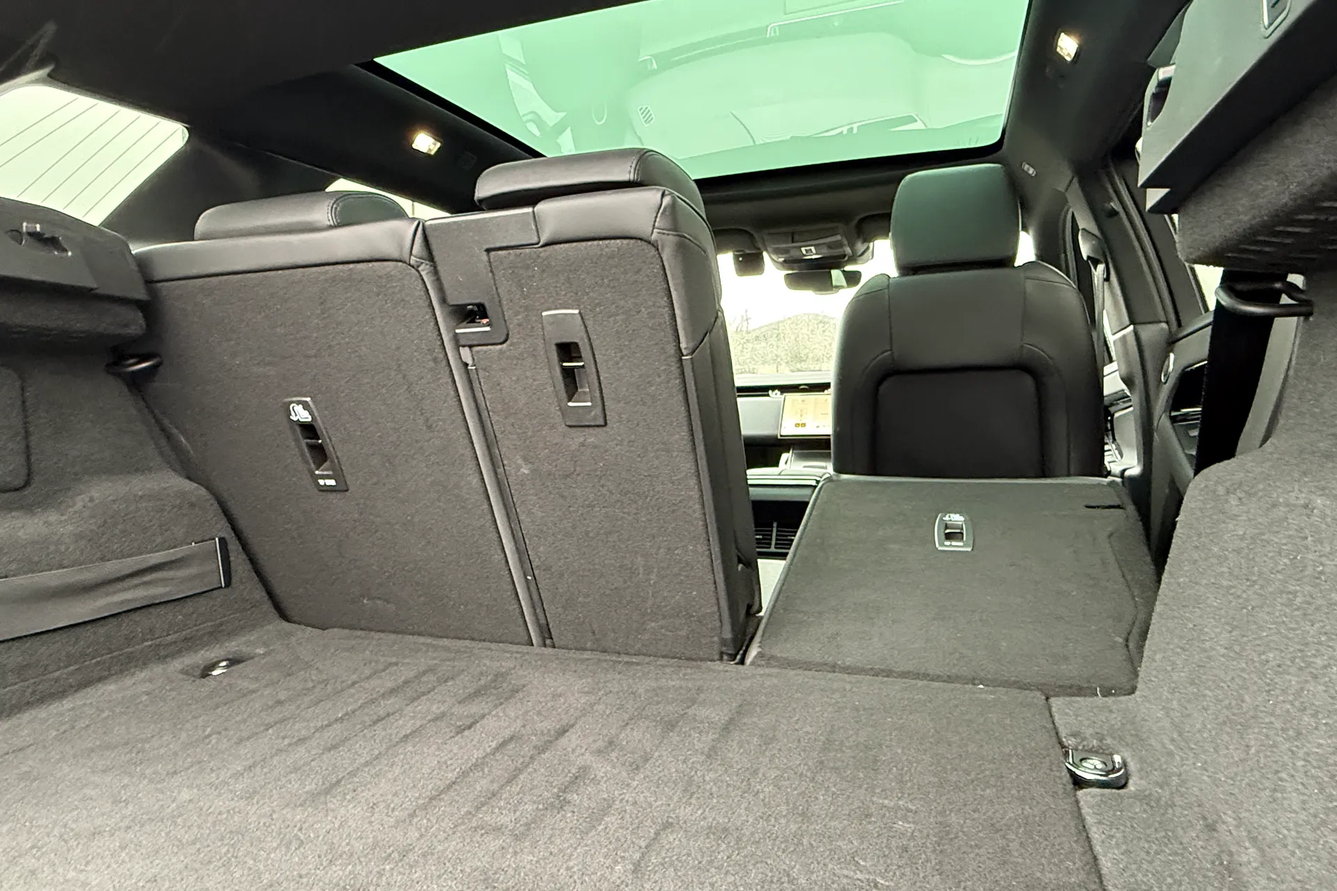 LAND ROVER RANGE ROVER EVOQUE thumbnail image number 31